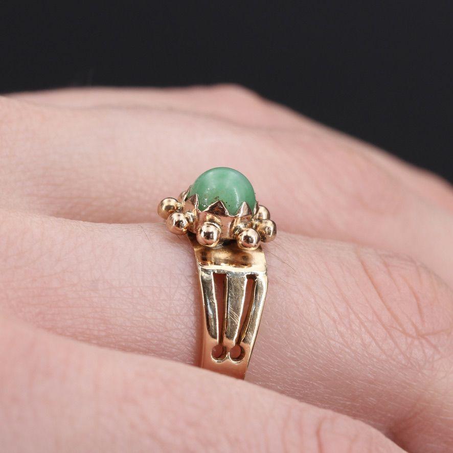 1940s Jade 18 Karat Rose Gold Ring In Good Condition In Poitiers, FR