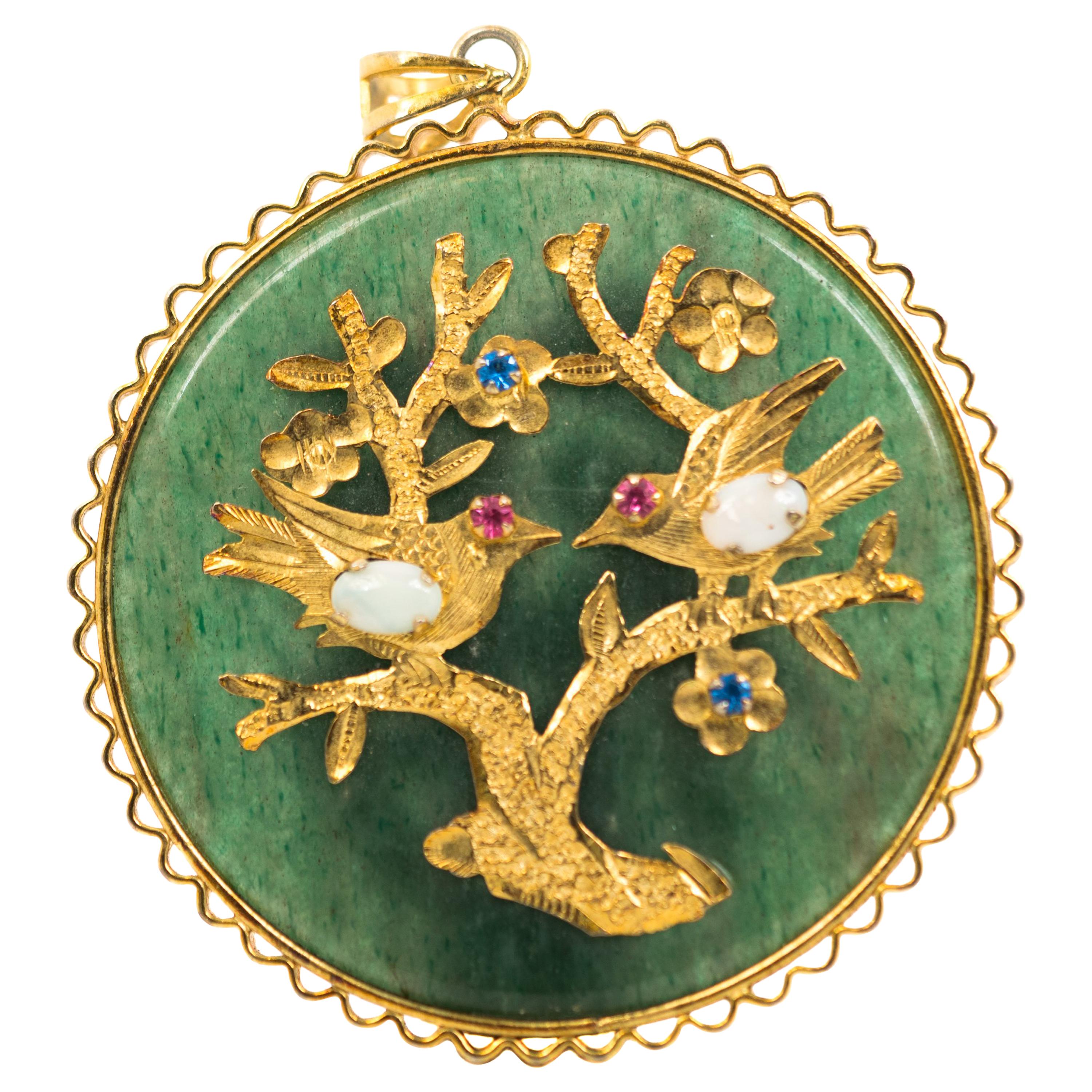 1940s Jade Disc Blessing Pendant in 14 Karat Yellow Gold