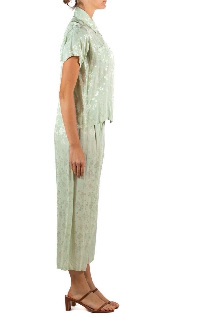 1940S Jade Green Rayon Jacquard Pajamas In Excellent Condition For Sale In New York, NY