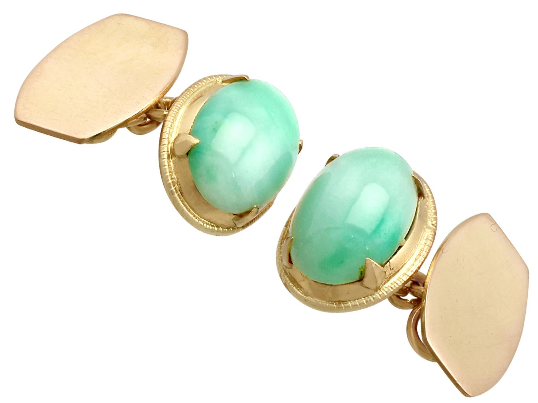 Men's 1940s, Cabochon Cut Jade or Natural Jadeite Cufflinks in Yellow Gold For Sale