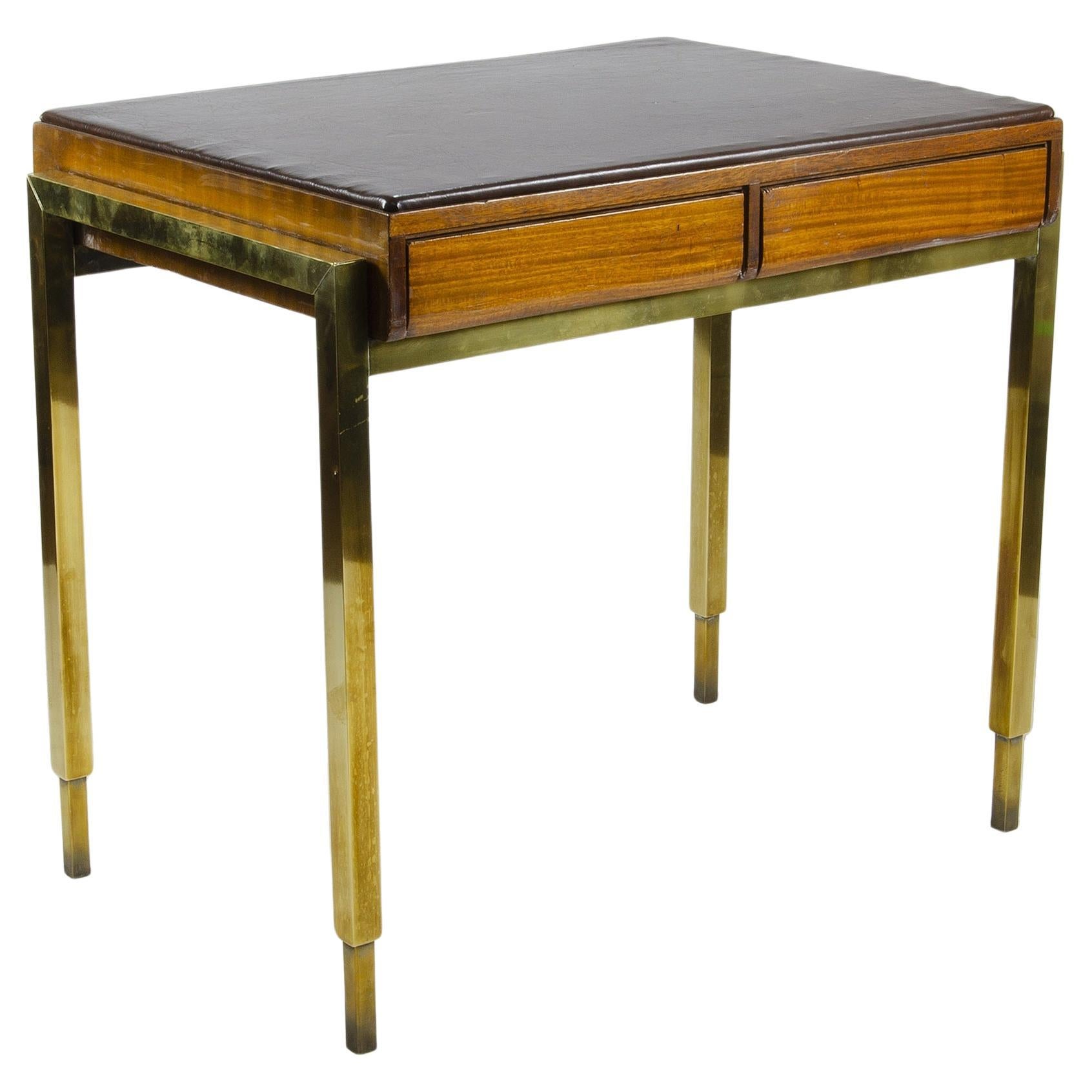 Scrivania moderna in legno in stile Jansen degli anni '40 con accenti in bronzo e pelle, Francia in vendita