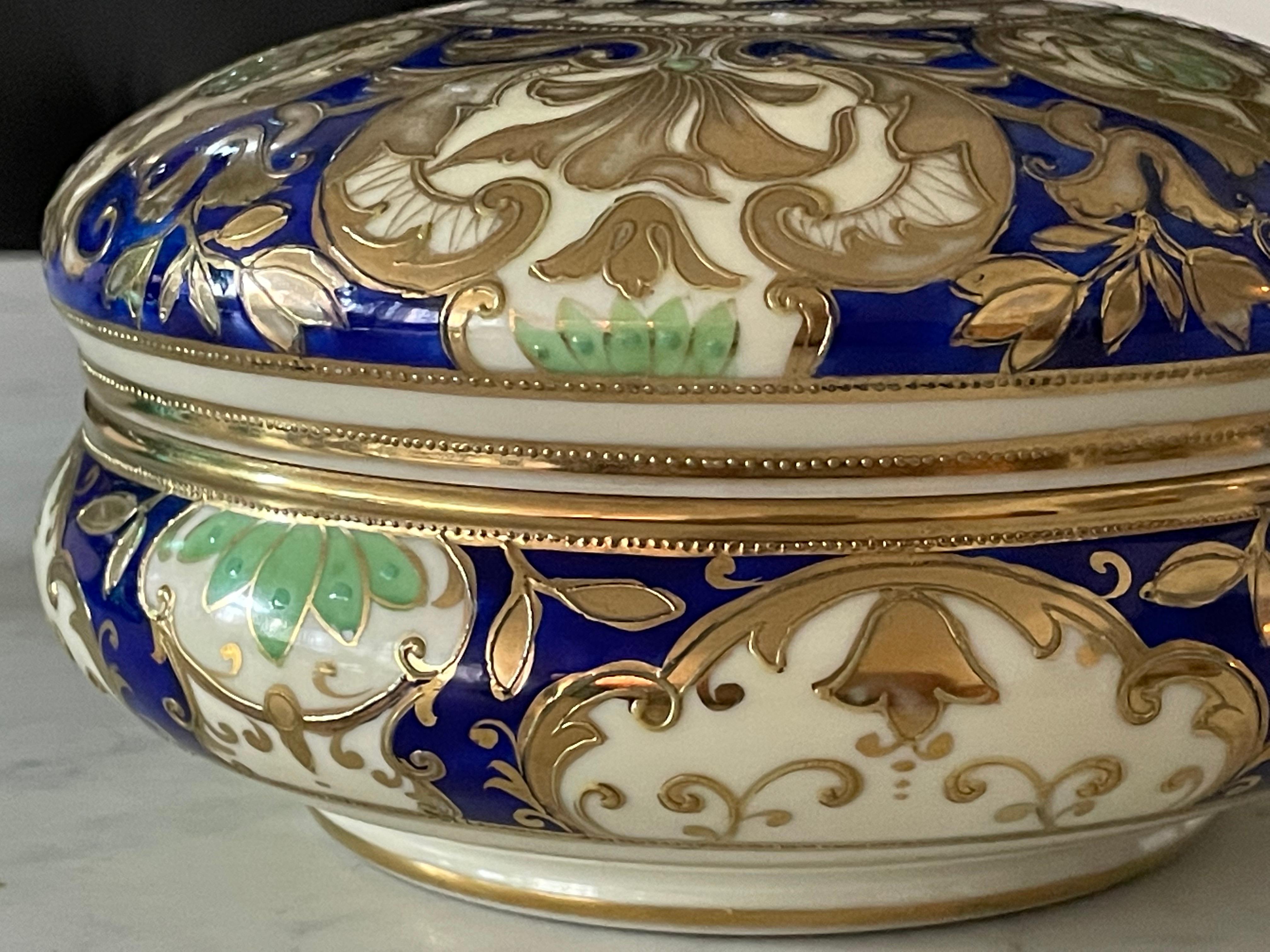 Late 20th Century 1940's Japanese Porcelain Lidded Bowl by Noritake