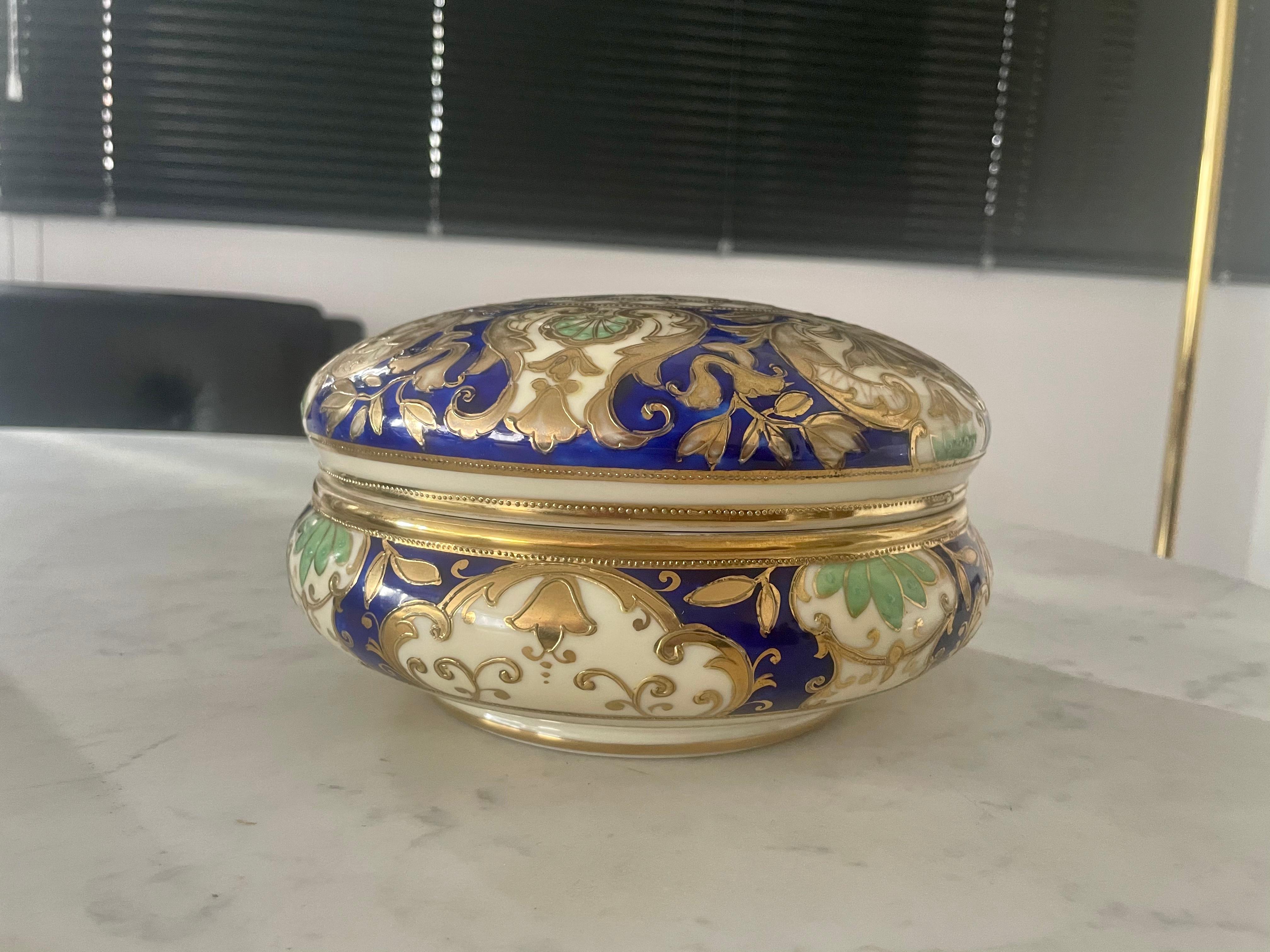 1940's Japanese Porcelain Lidded Bowl by Noritake 1