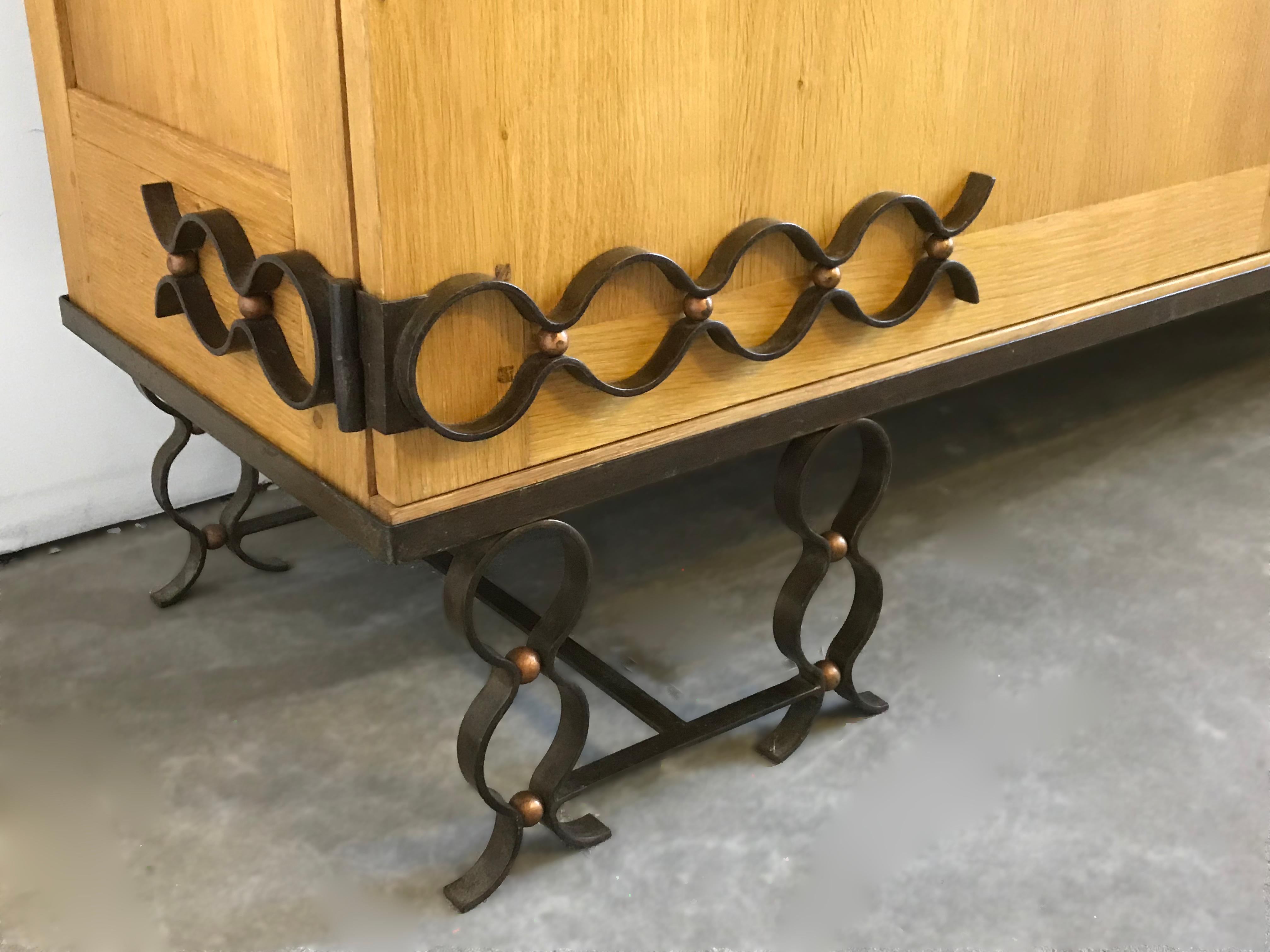 1940s Jean Royère Oak Credenza In Excellent Condition In Pasadena, CA