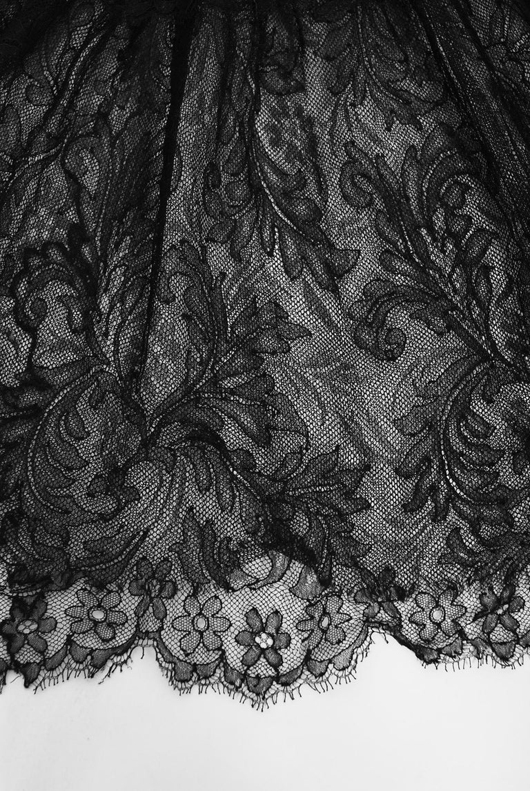 Vintage 1940's Jeanne Lanvin Haute-Couture Black Lace Strapless Asymmetric Gown For Sale 4
