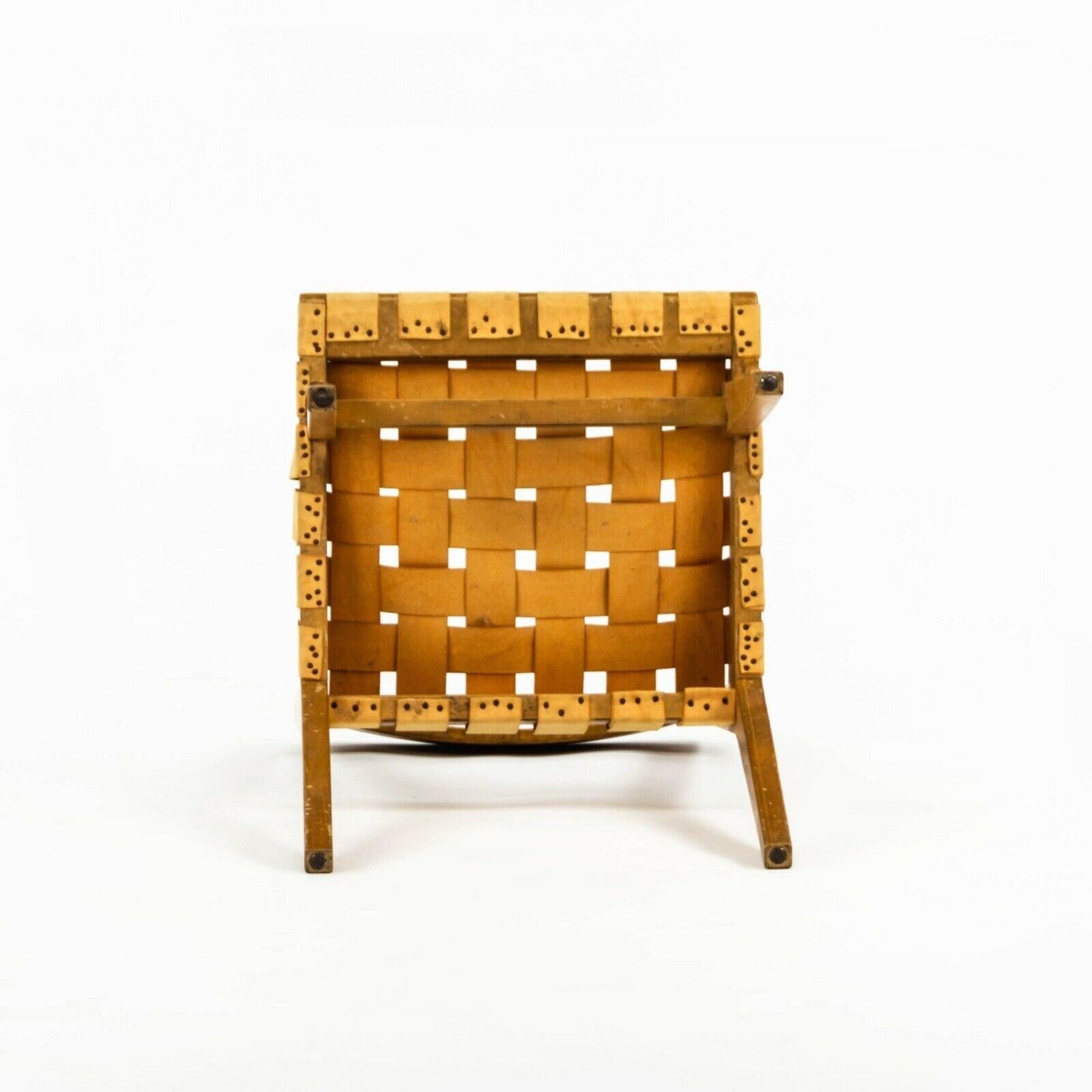 1940s Jens Risom For Knoll Associates 666 WSP Dining Chair with Webbing in Maple For Sale 3