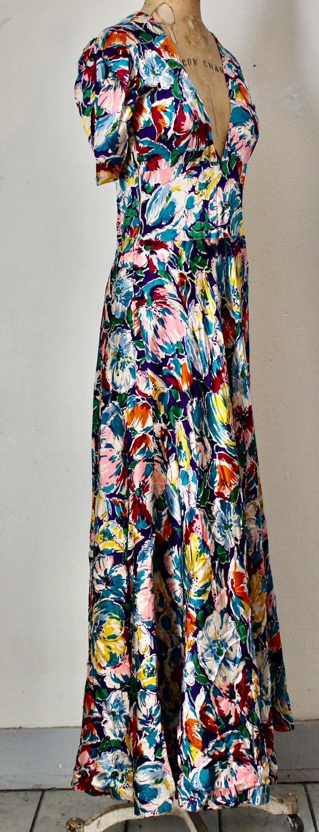 Vestido de seda floral color 'joya' de los años 40 en venta 6