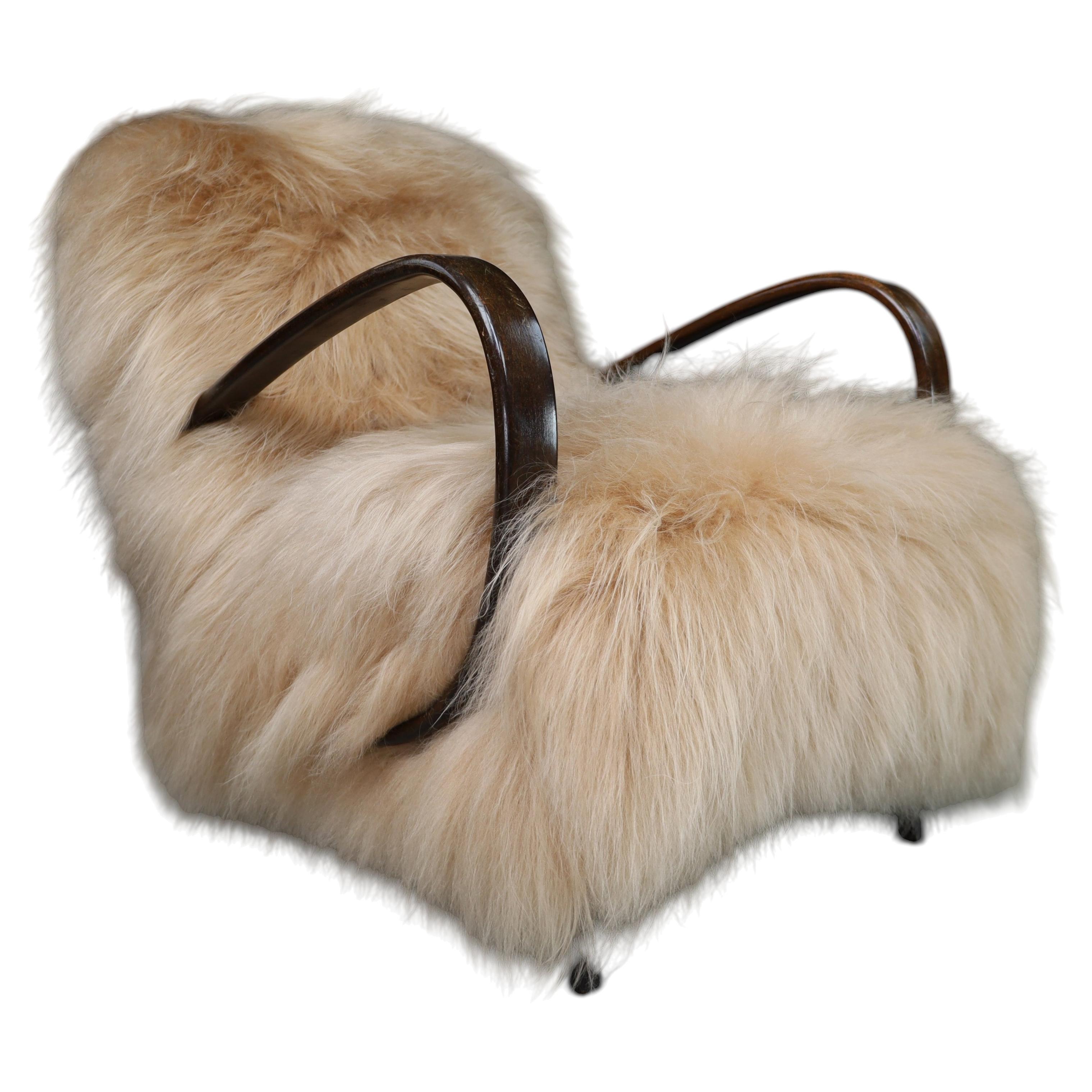1940s Jindřich Halabala Lounge Chair in Icelandic Sheepskin, Bentwood, Art- deco