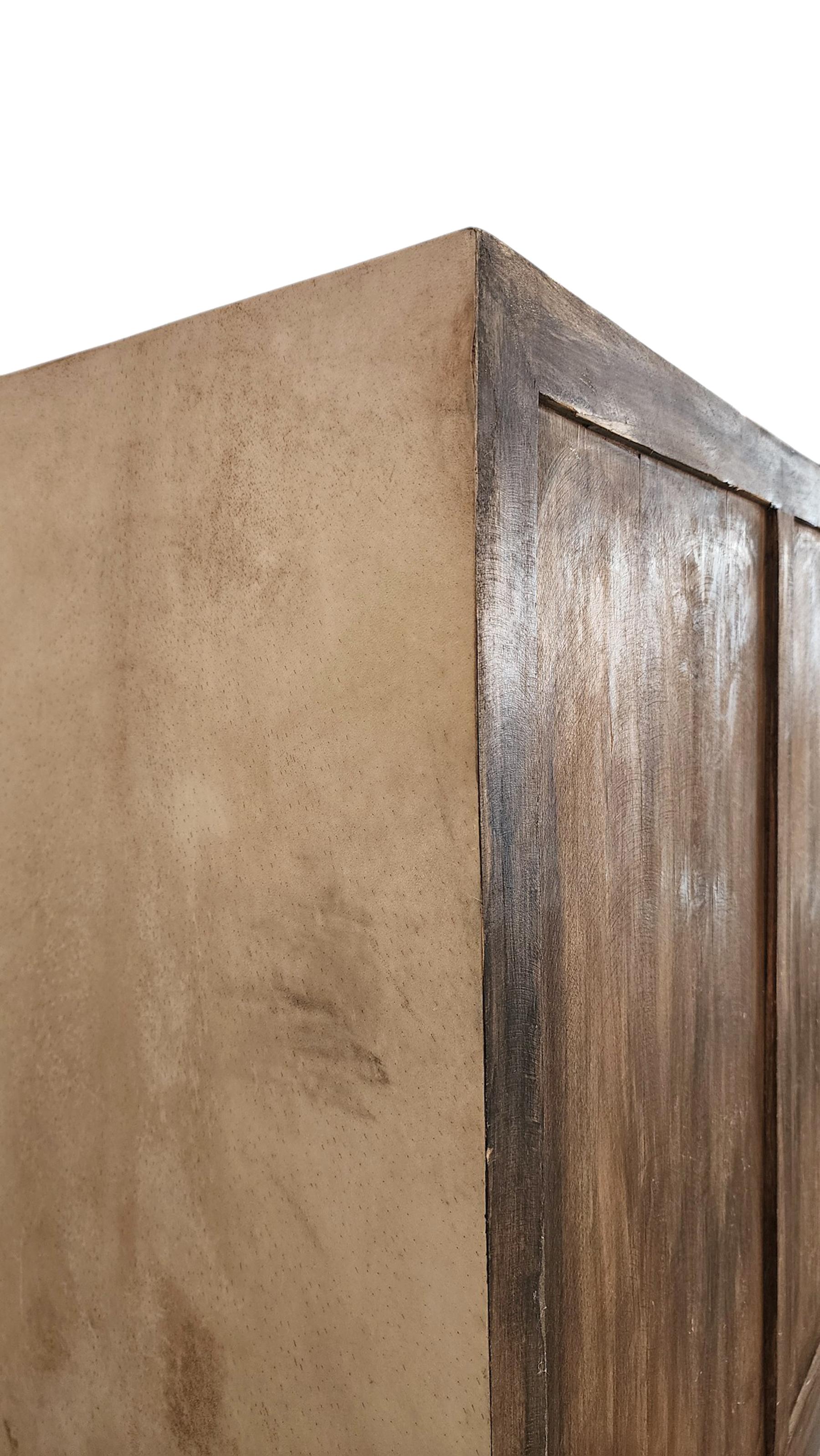 1940s J.M. Frank-Style Parchment-Covered Wood Cabinet by Comte S.A., Argentina In condizioni buone in vendita a North Miami, FL