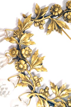 1940s Joseff of Hollywood Chandelier Floral Wreath Brooch in Russian Gold Fin