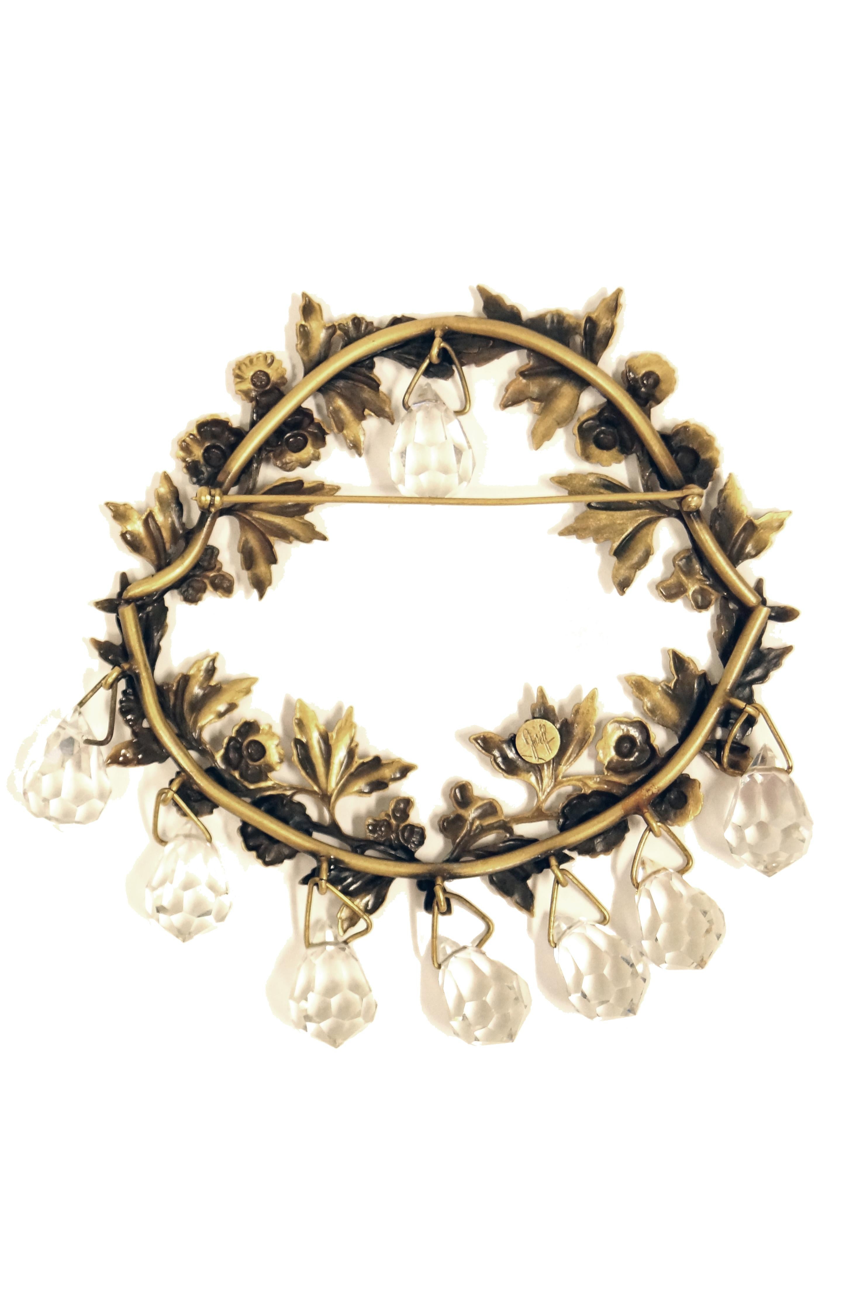  1940s Joseff of Hollywood Chandelier Floral Wreath Brooch in Russian Gold Fin For Sale 1