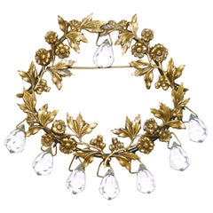 Vintage  1940s Joseff of Hollywood Chandelier Floral Wreath Brooch in Russian Gold Fin