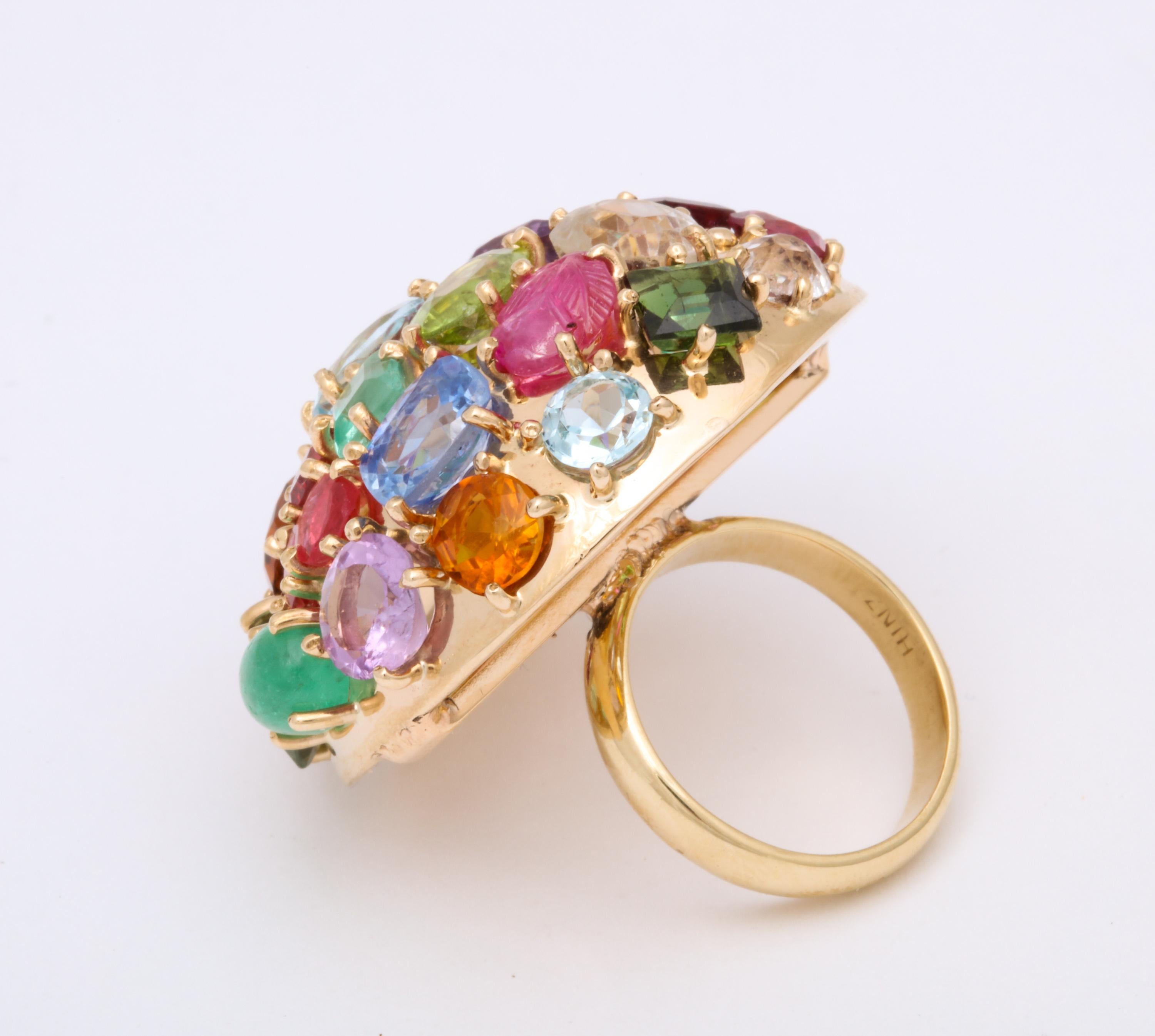 1940s Jumbo Multicolored Stones Satellite Bombe Gold Cocktail Ring For Sale 2