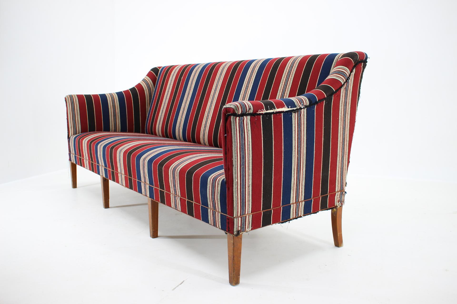 Mid-Century Modern 1940s Kaare Klint Three-Seat Sofa for Rud. Rasmussen, Denmark For Sale