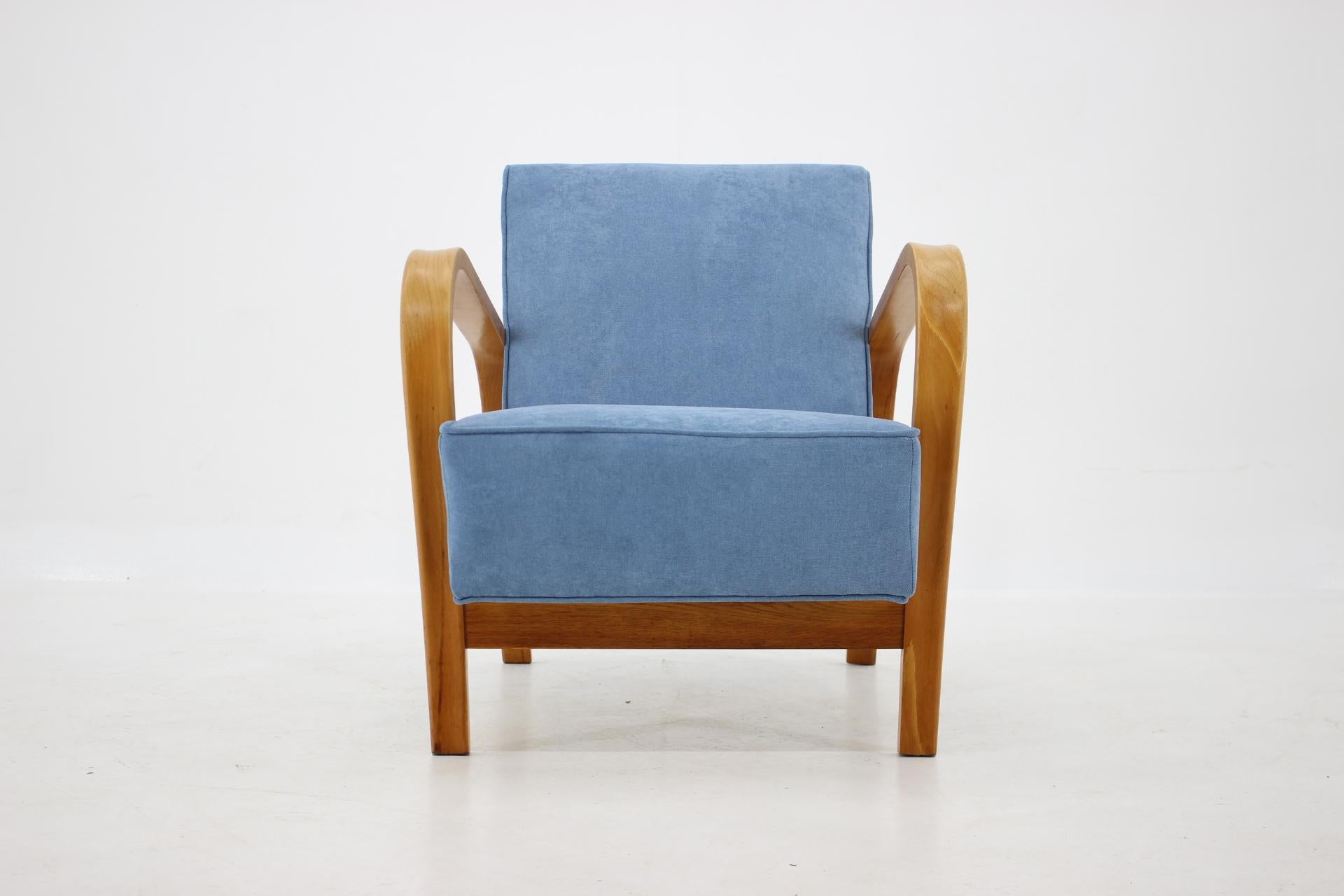 1940s Karel Koželka, Antonín Kropáček Armchair, Czechoslovakia In Good Condition In Praha, CZ