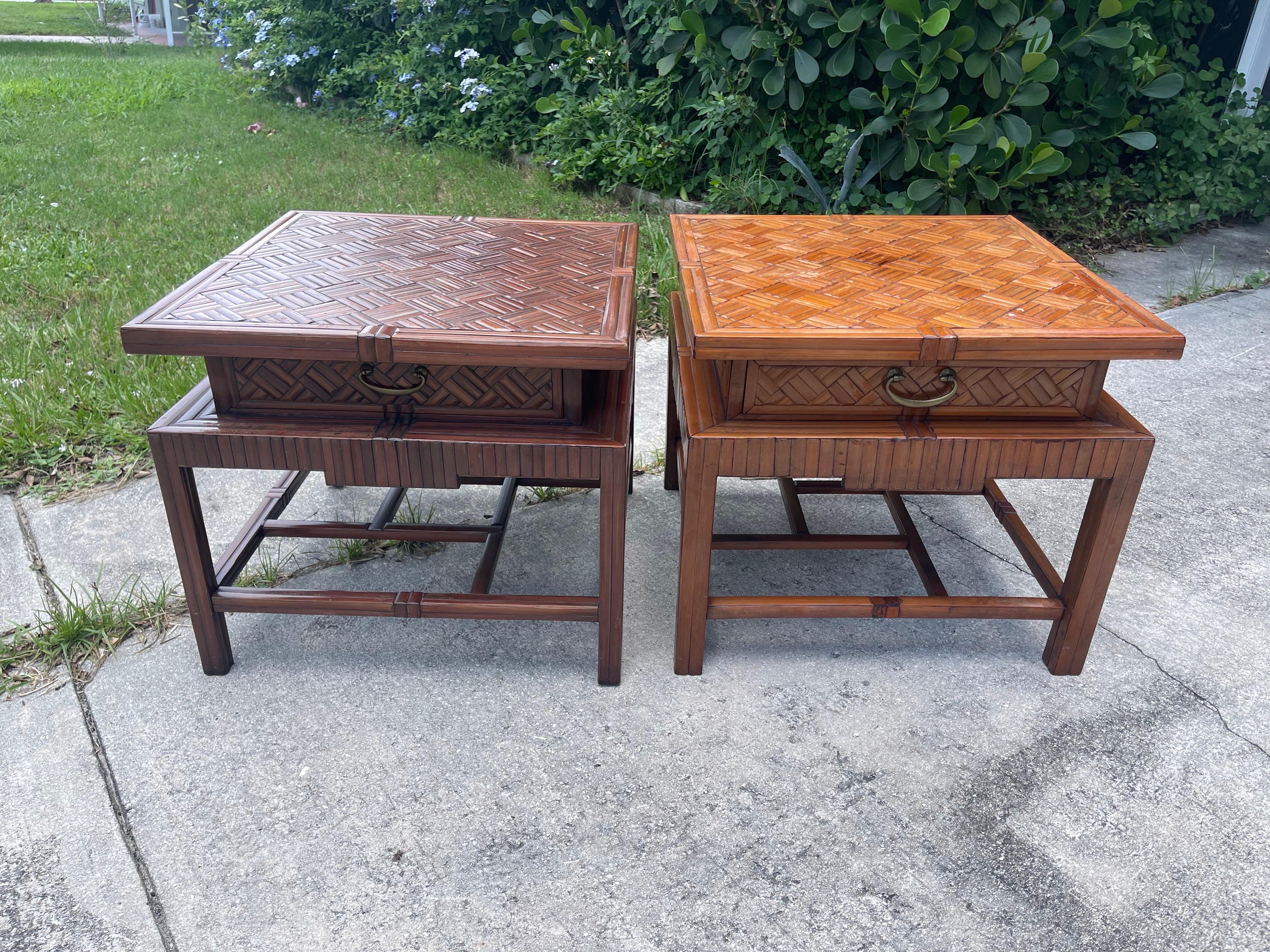 Mid-20th Century 1940s Korean Bamboo Pagoda Side Tables or Nightstands with Drawers, a Pair For Sale