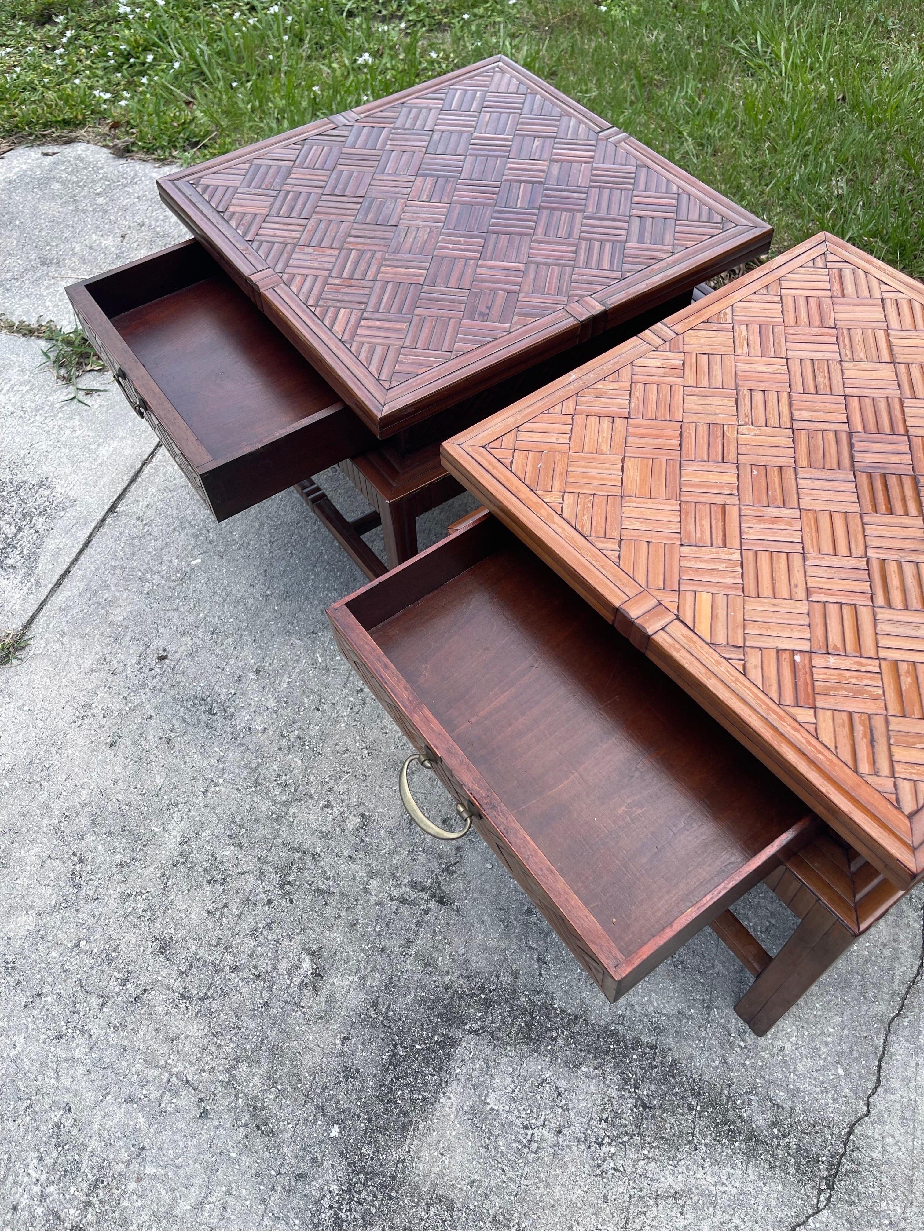 1940s Korean Bamboo Pagoda Side Tables or Nightstands with Drawers, a Pair For Sale 4