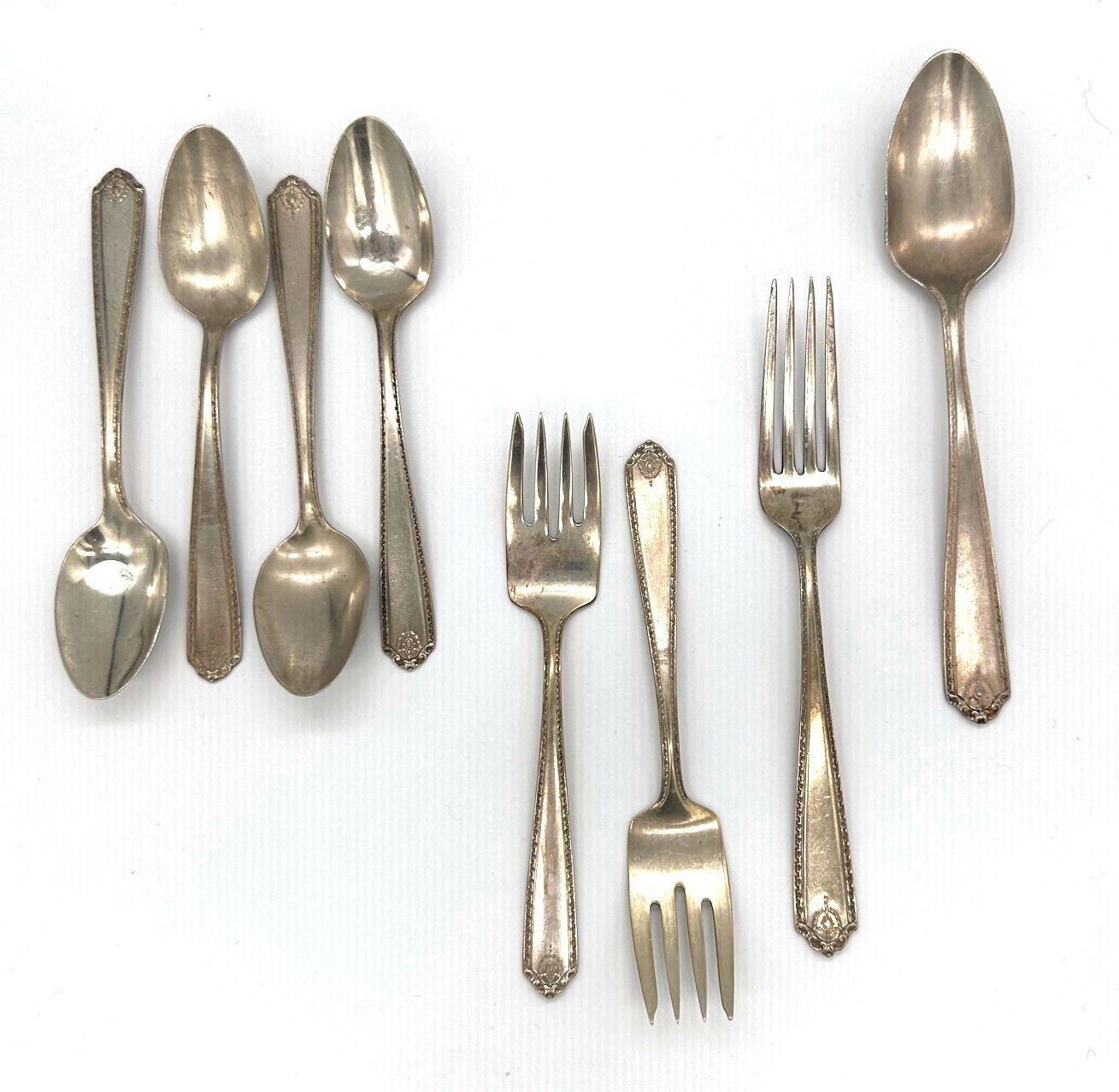 Juego de 8 cubiertos 