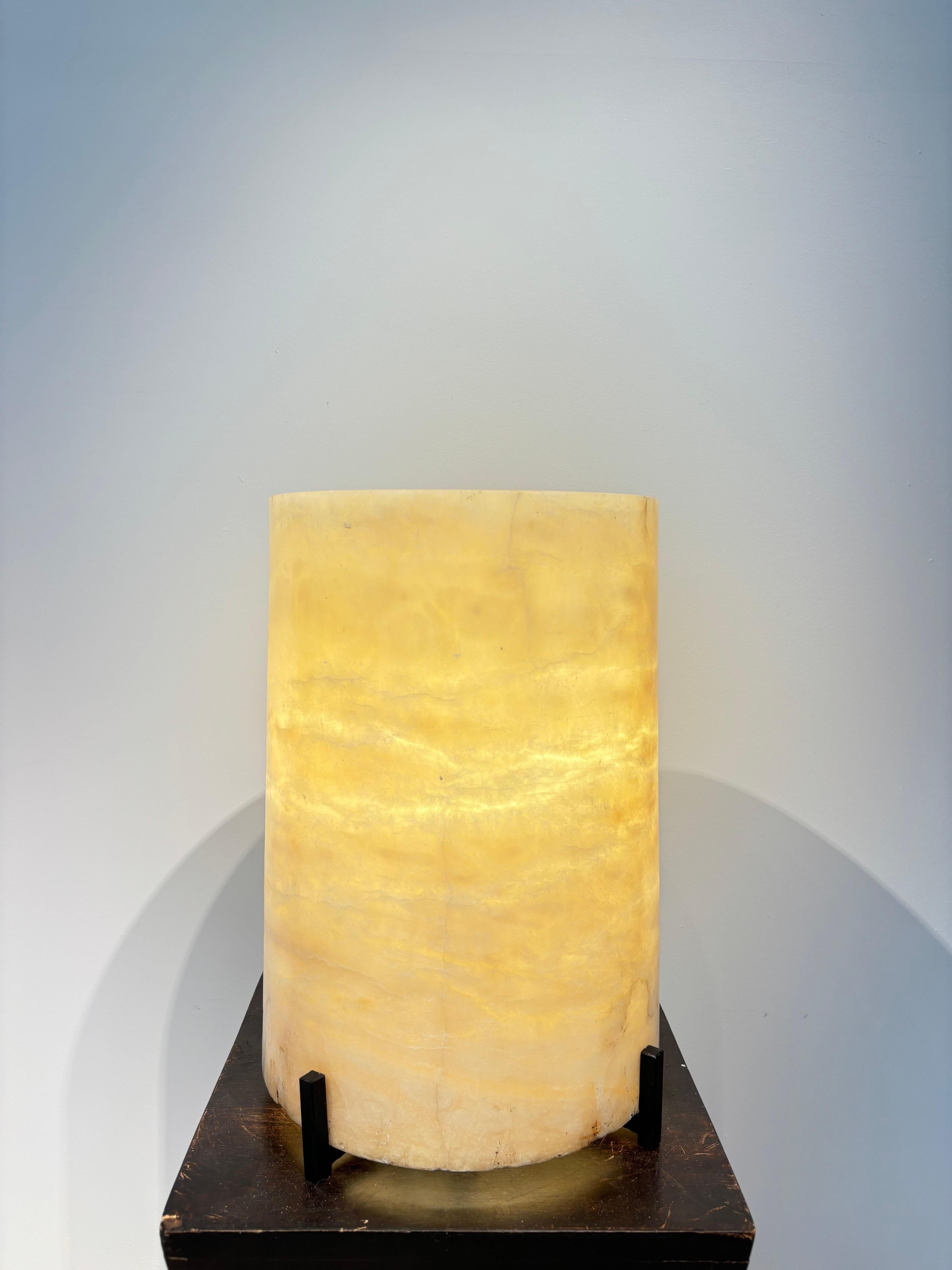 Belle lampe des année 40 en albâtre 