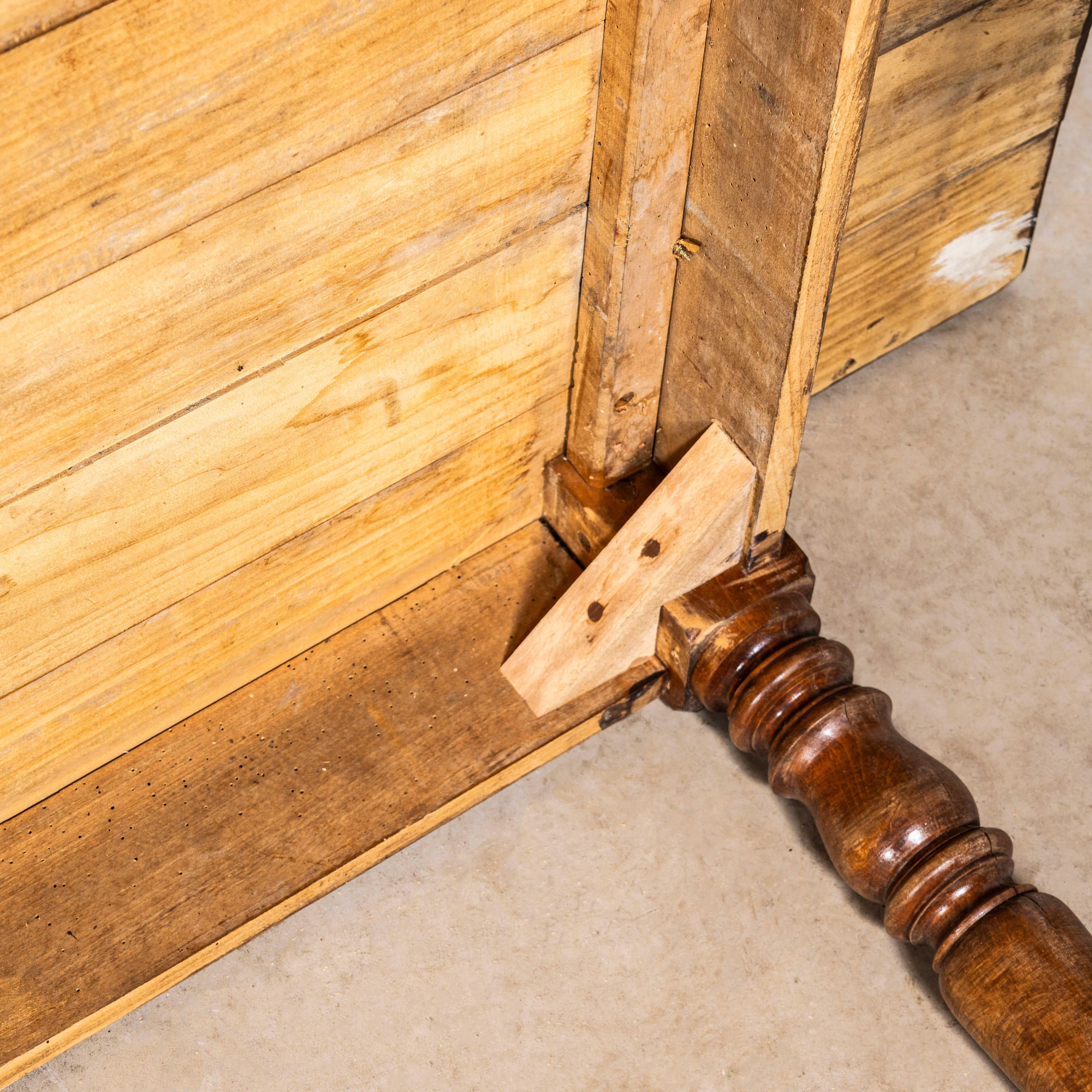 1940’s Large French Fruitwood Bobbin Leg Dining Table For Sale 2