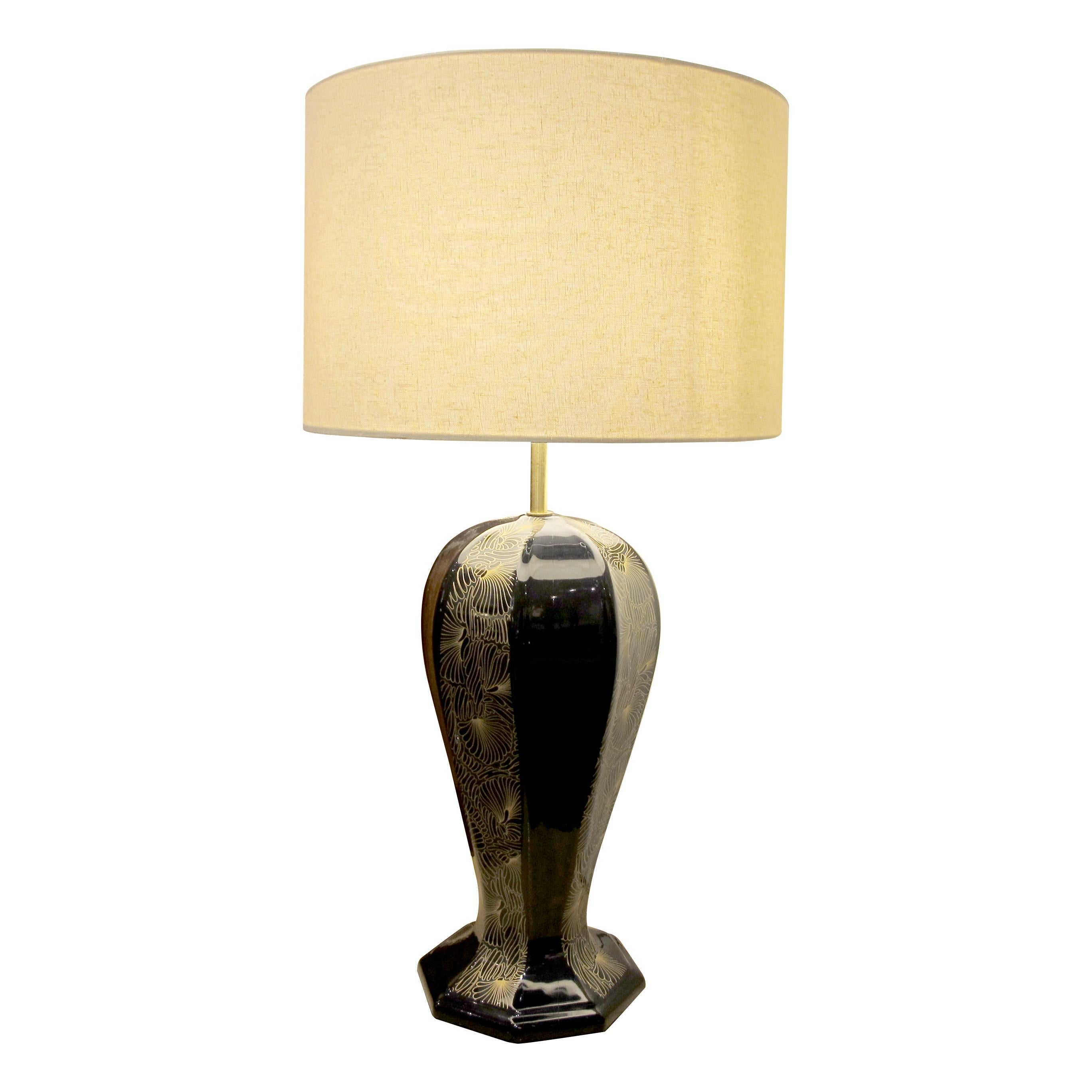 1940er Jahre Großes Paar schwarz-goldene Keramik-Tischlampen, italienisch (Italienisch) im Angebot