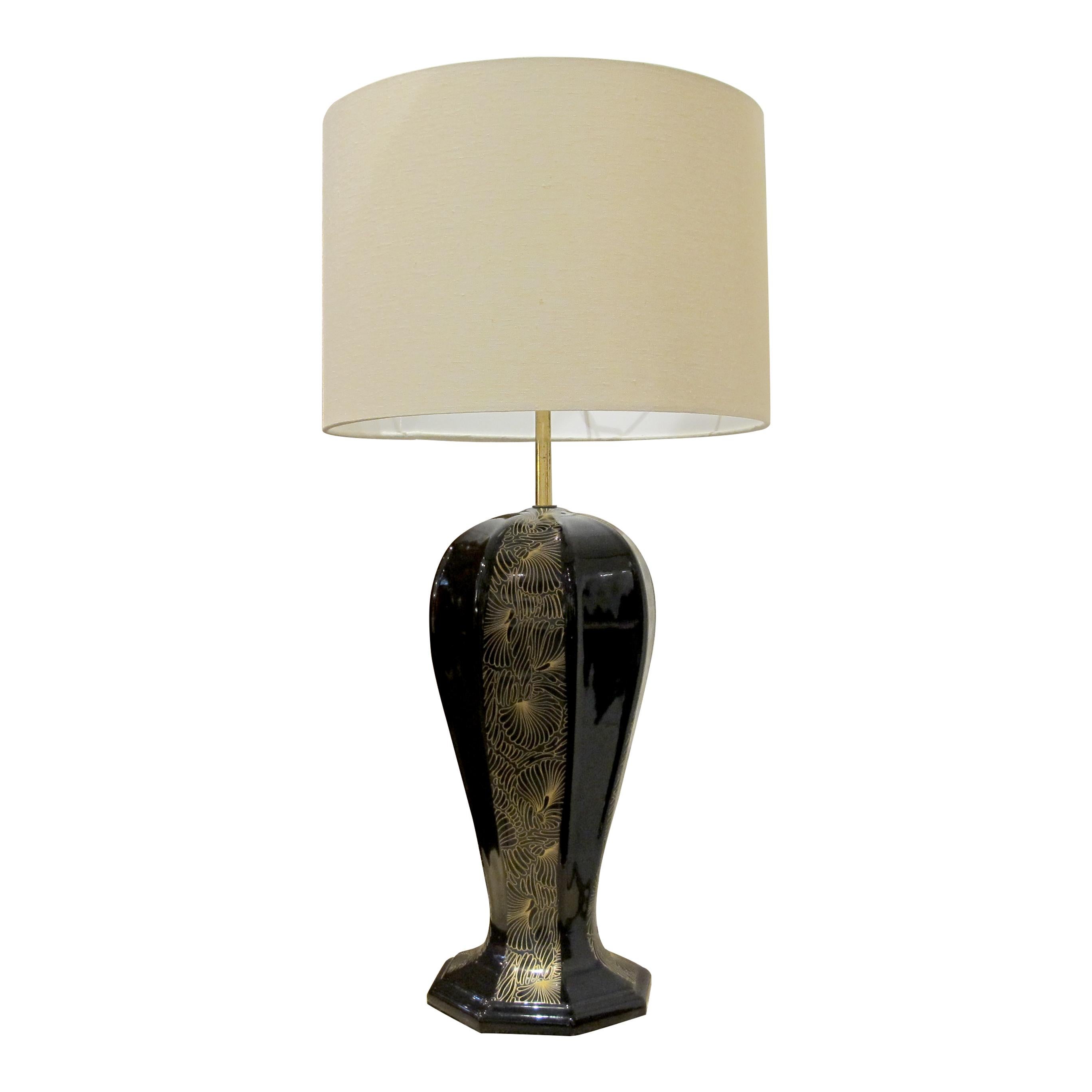 1940er Jahre Großes Paar schwarz-goldene Keramik-Tischlampen, italienisch (Glasiert) im Angebot