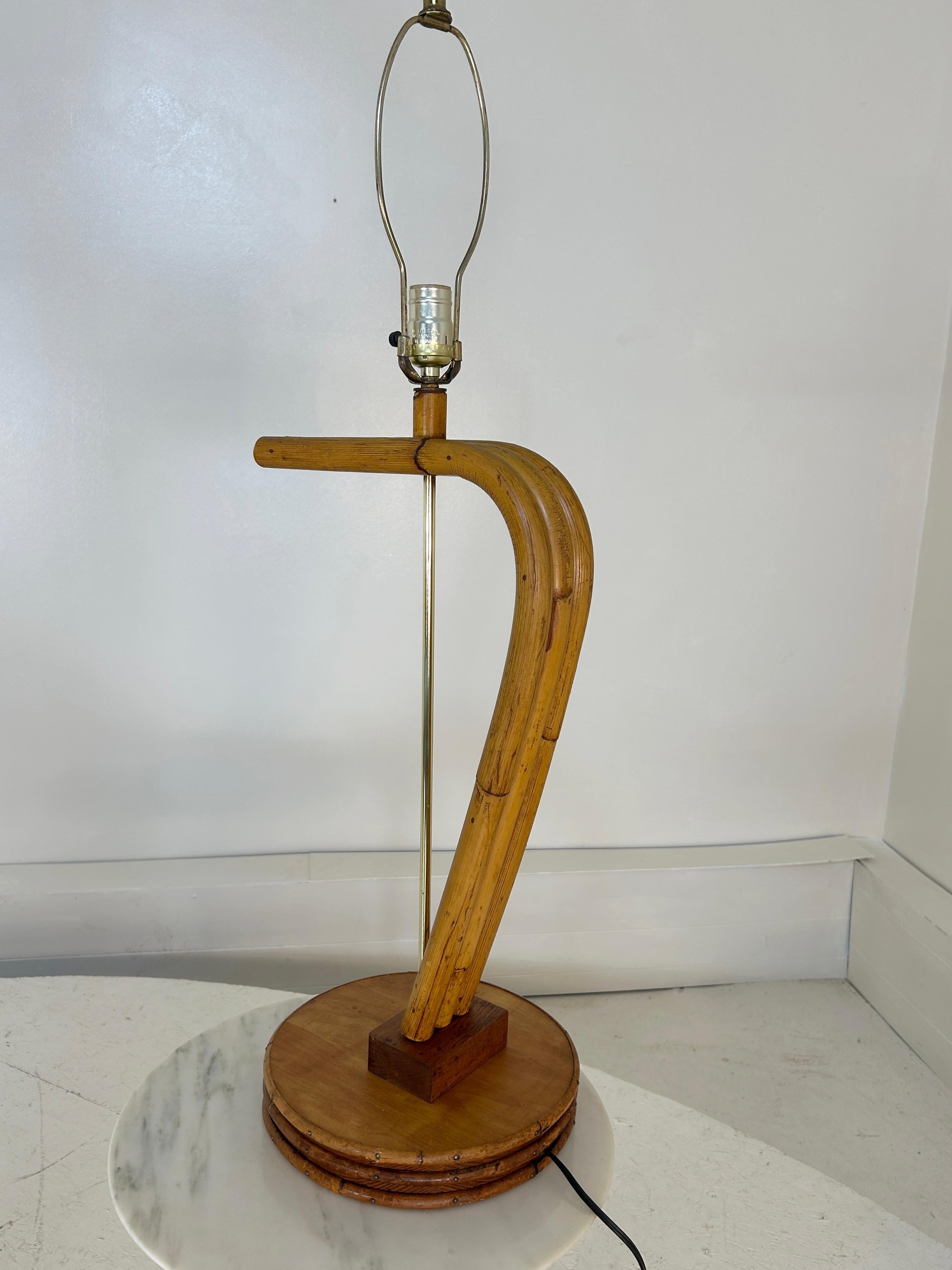 American 1940s large rattan table lamp For Sale