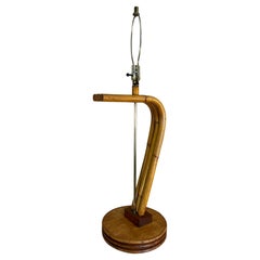 1940er Jahre große Rattan-Tischlampe