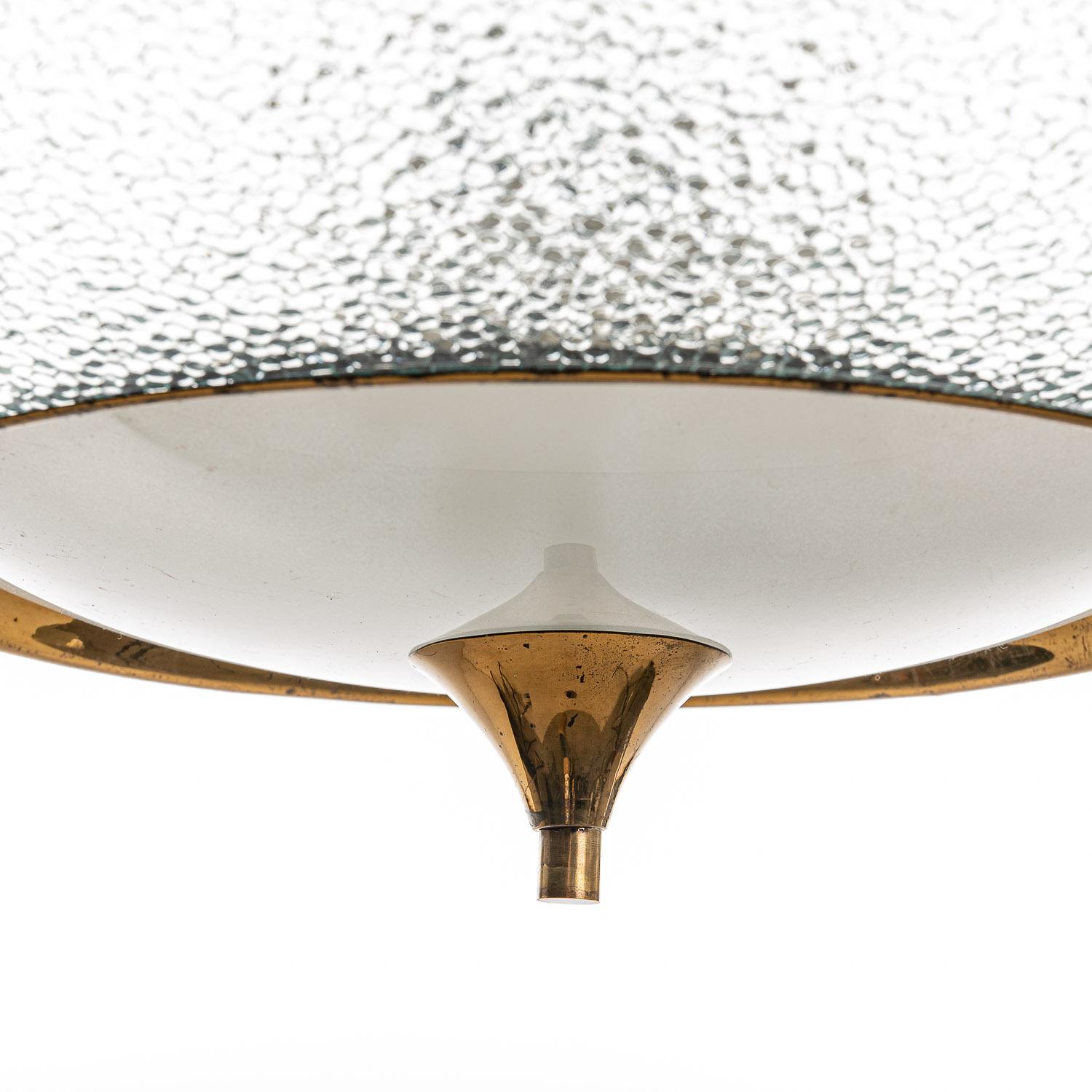 Ciondolo grande in vetro satinato e ottone del 1940 di Fontana Arte In condizioni buone in vendita a Schoorl, NL