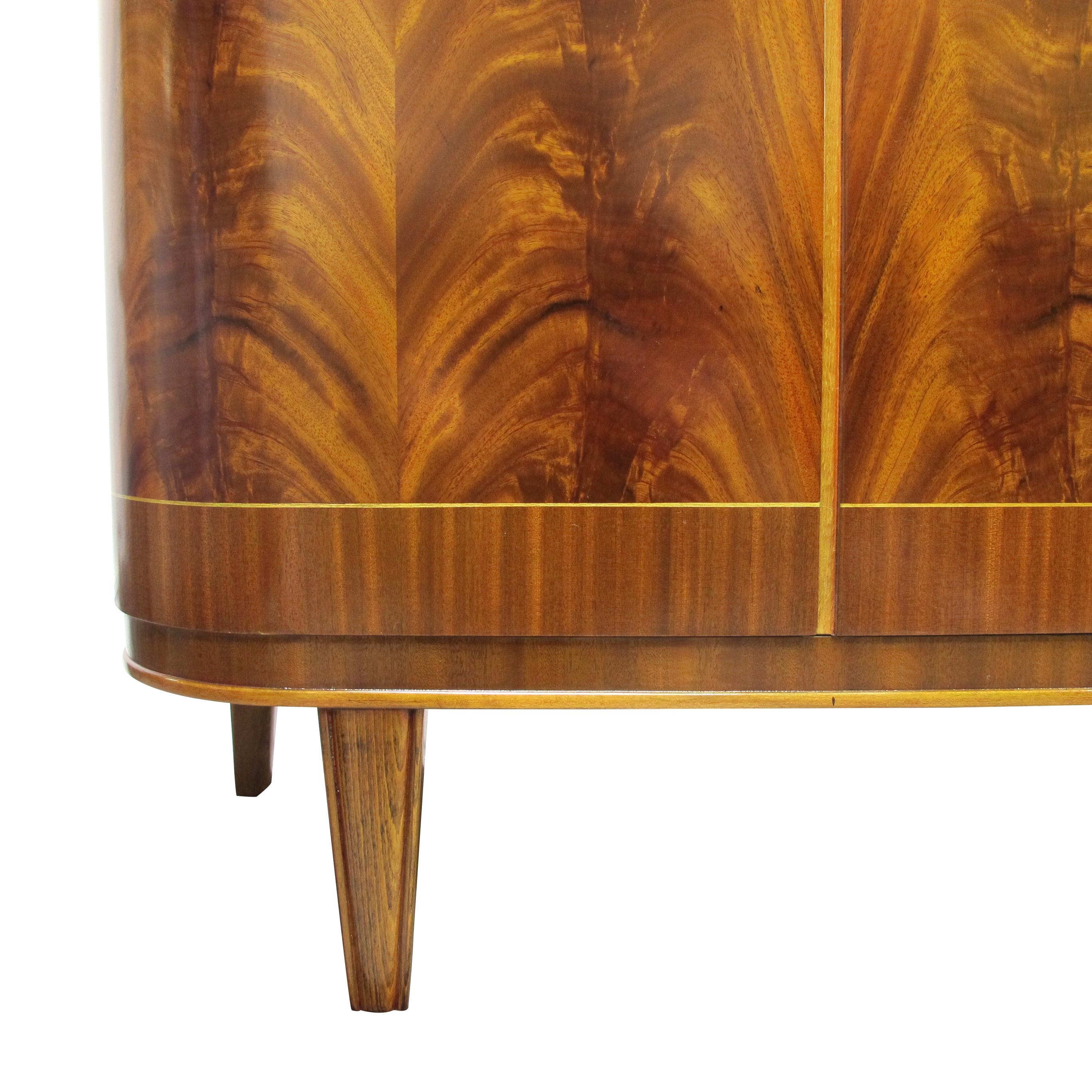 1940s Large Swedish Cabinet-Credenza with Mahogany Flame Veneers For Sale 1