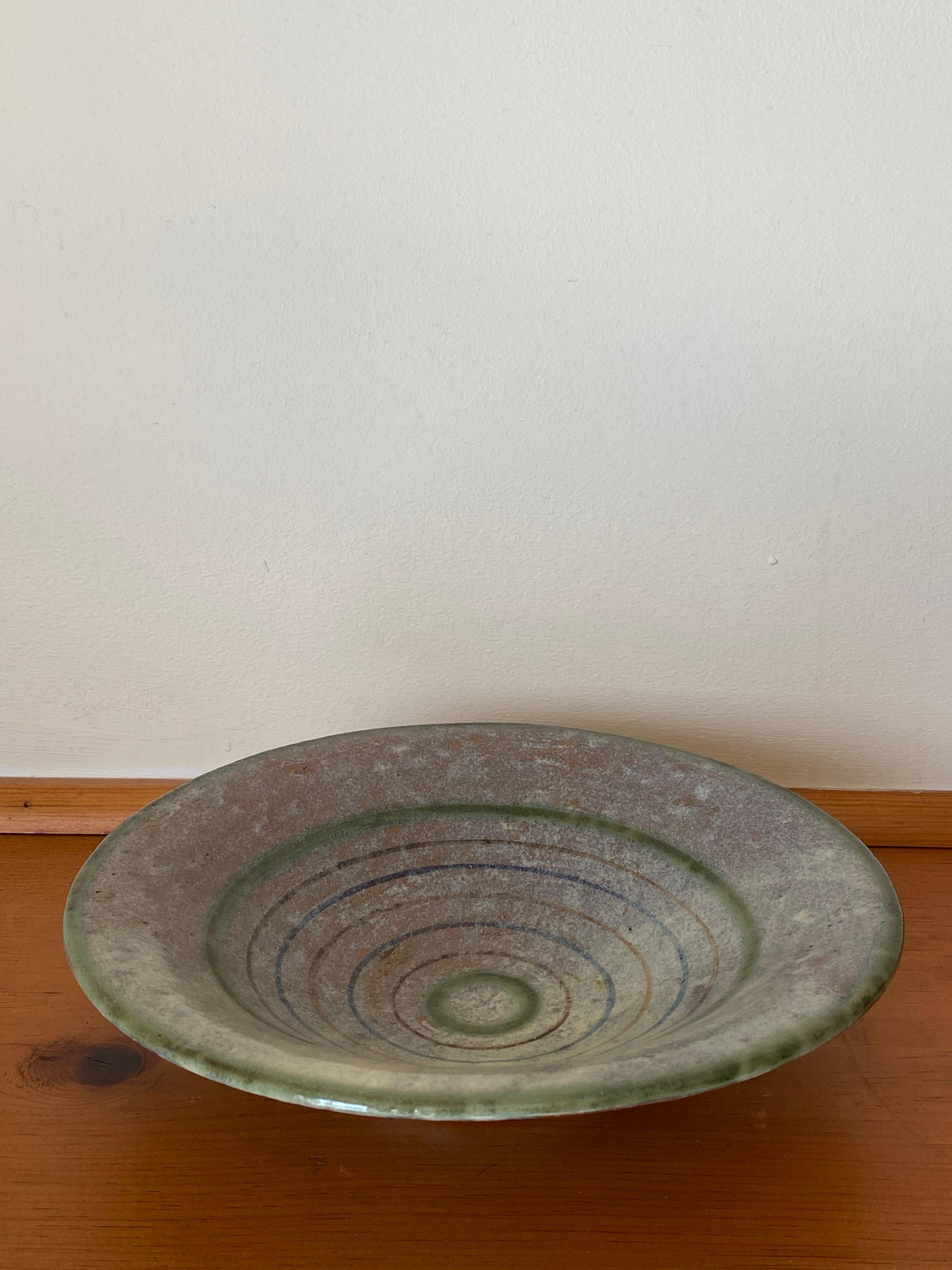 Ciotola in ceramica con anelli concentrici di Lee Rosen per Design Technics del 1940 in vendita 1