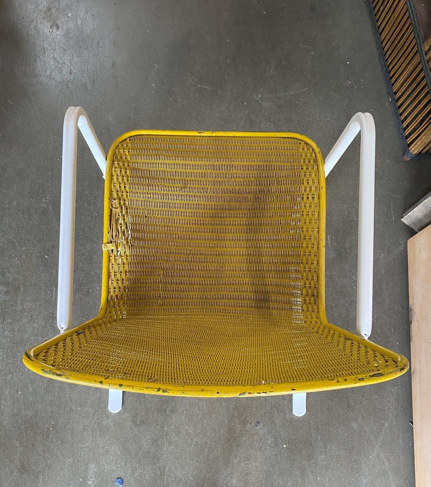 1940's Lloyd Loom Flanders Wicker Springer Patio Chair, Pair For Sale 4