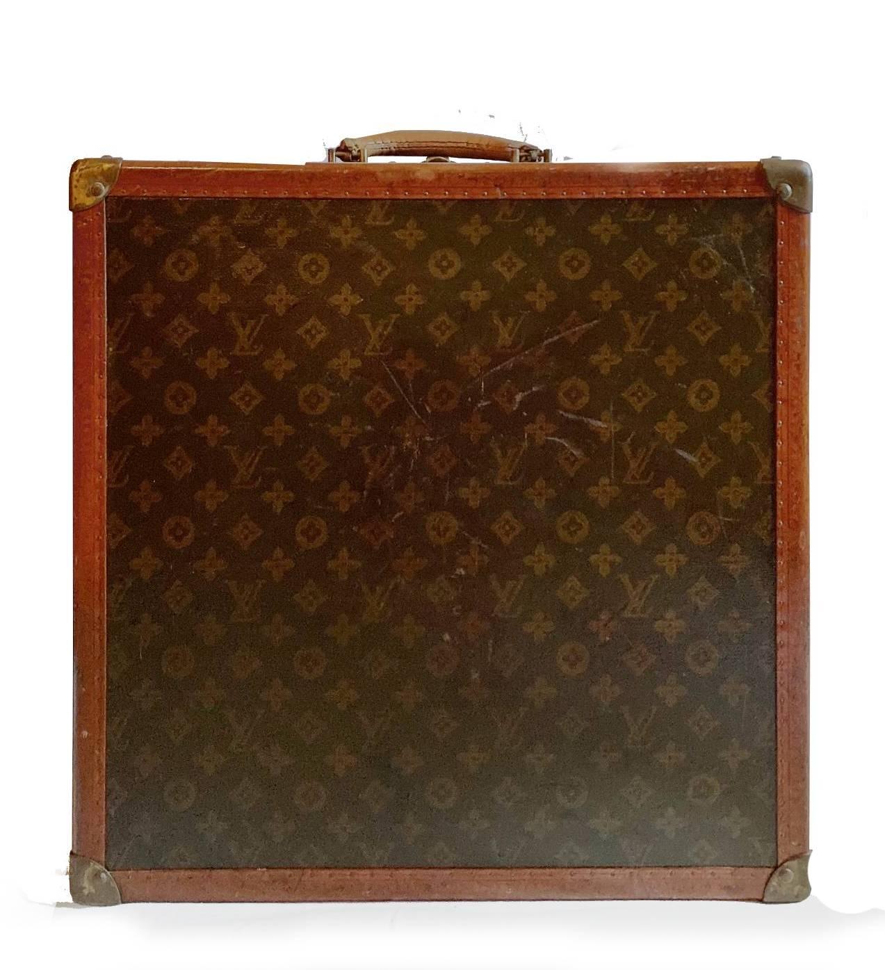 1940s Louis Vuitton Trunk  from Saks & Cy New York Store For Sale 4