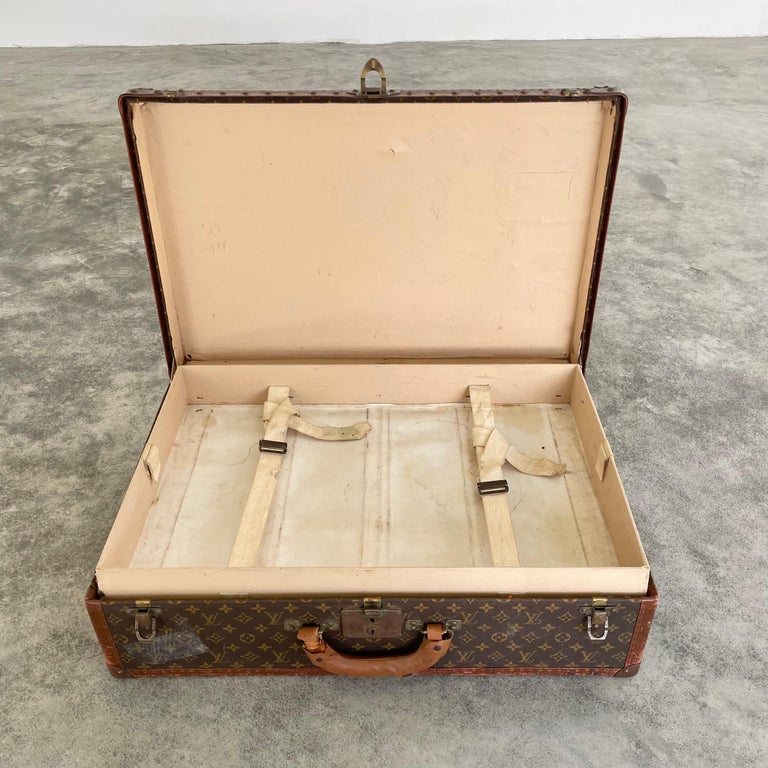 1940s Louis Vuitton Trunk from Saks and Cy New York Store For Sale at  1stDibs