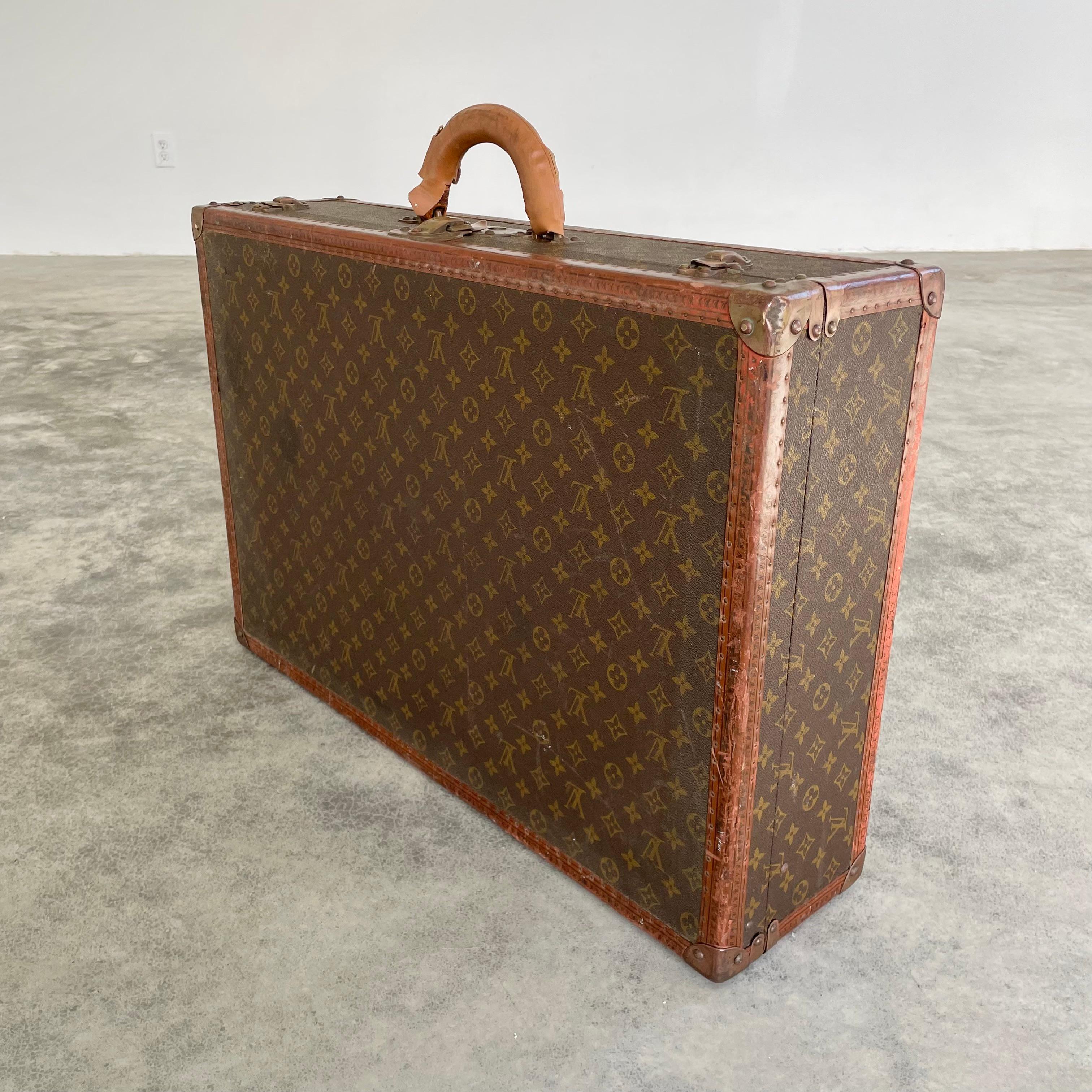 1940s Louis Vuitton Trunk In Good Condition In Los Angeles, CA