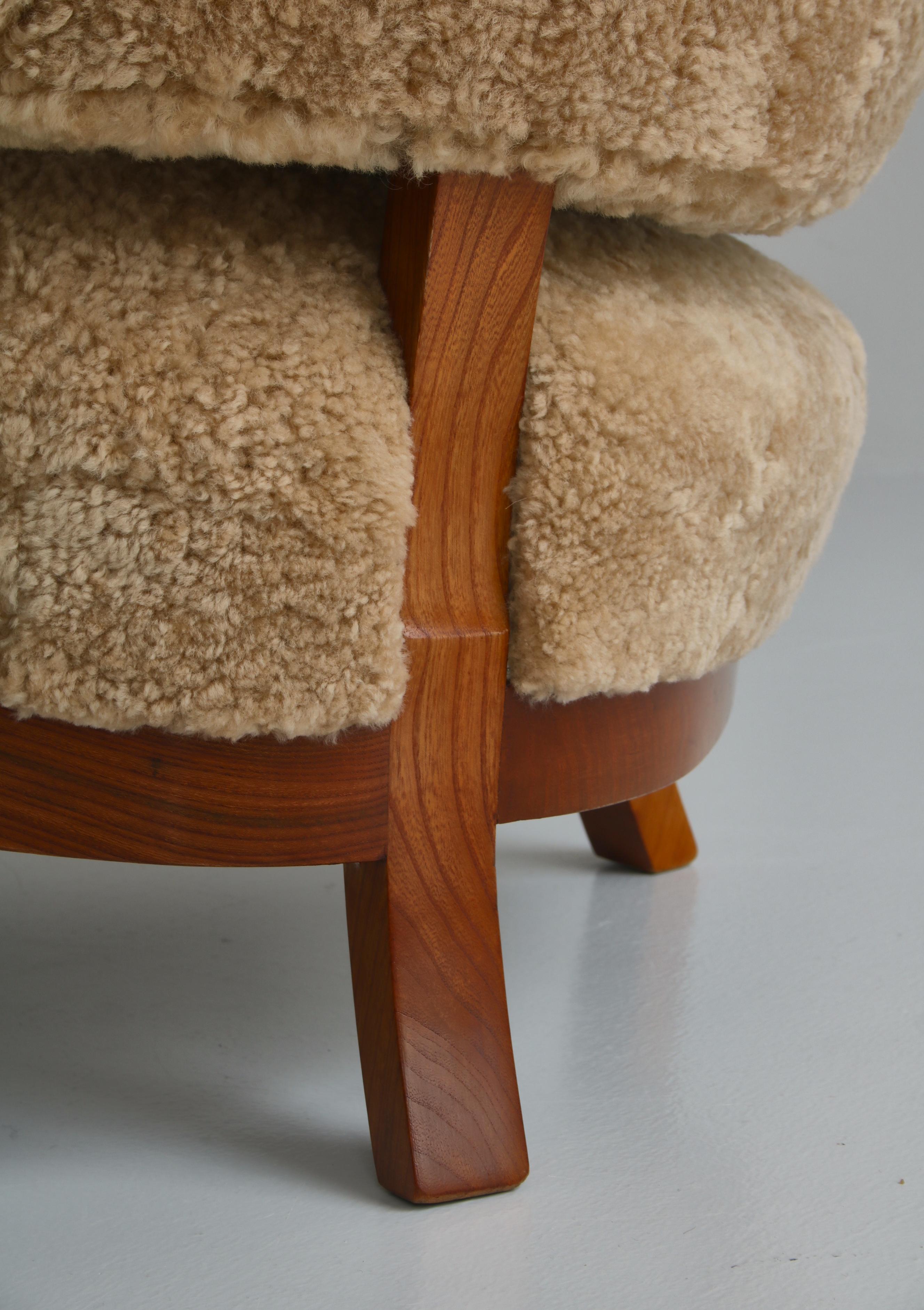 1930's Lounge Chair in Sheepskin, Otto Schulz for BOET, Scandinavian Modern 3