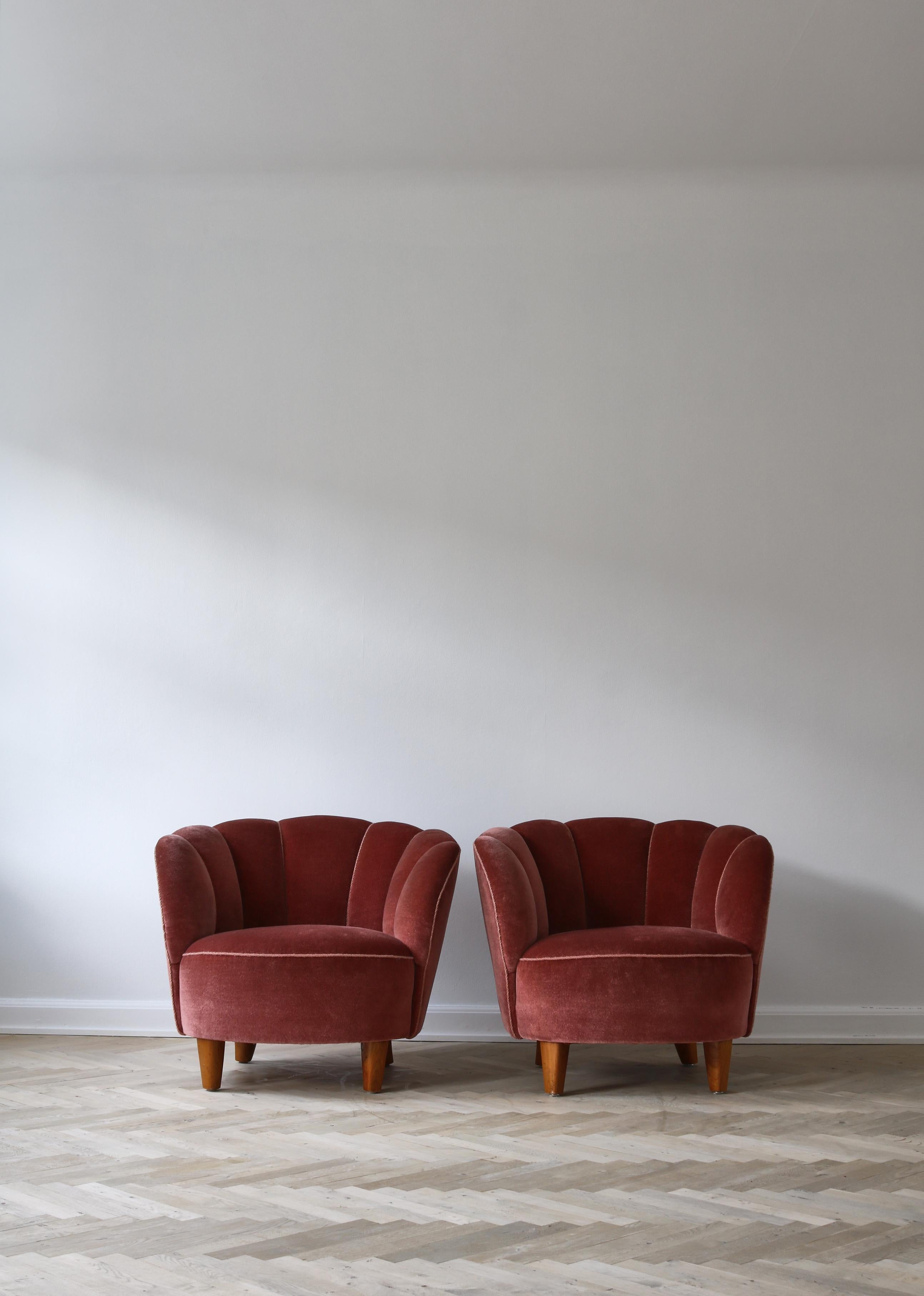 Swedish 1940s Lounge Chairs in Pink Velvet, Otto Schulz for Boet, Scandinavian Modern