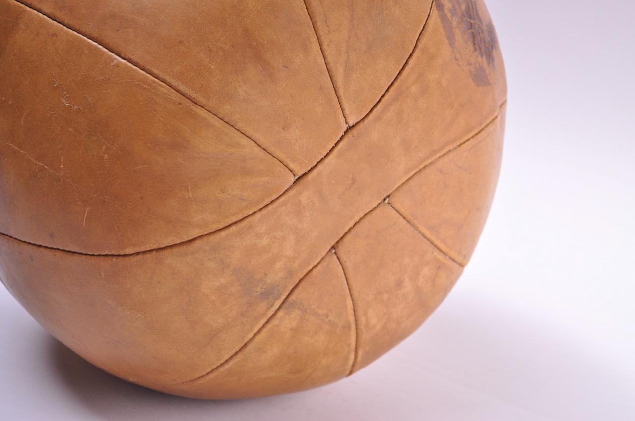 1940s MacGregor Goldsmith 9 LB Leather Medicine Ball For Sale 7