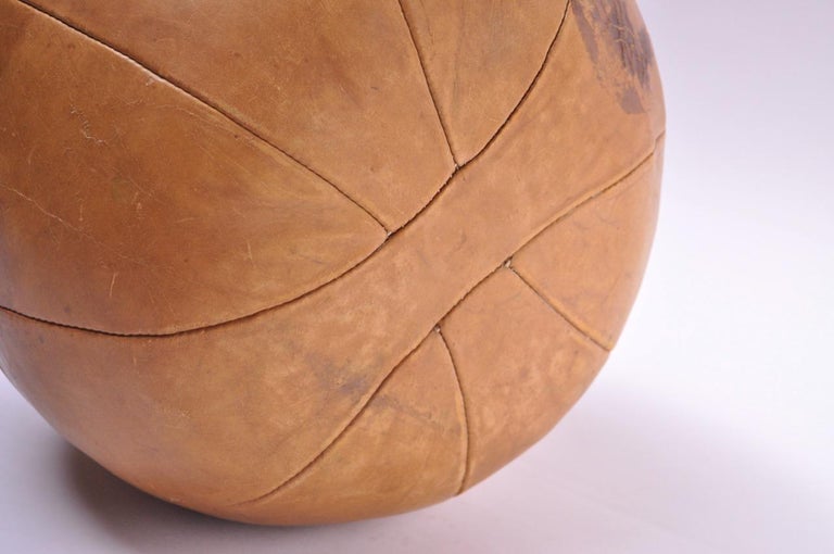1940s MacGregor Goldsmith 9 LB Leather Medicine Ball For Sale 9