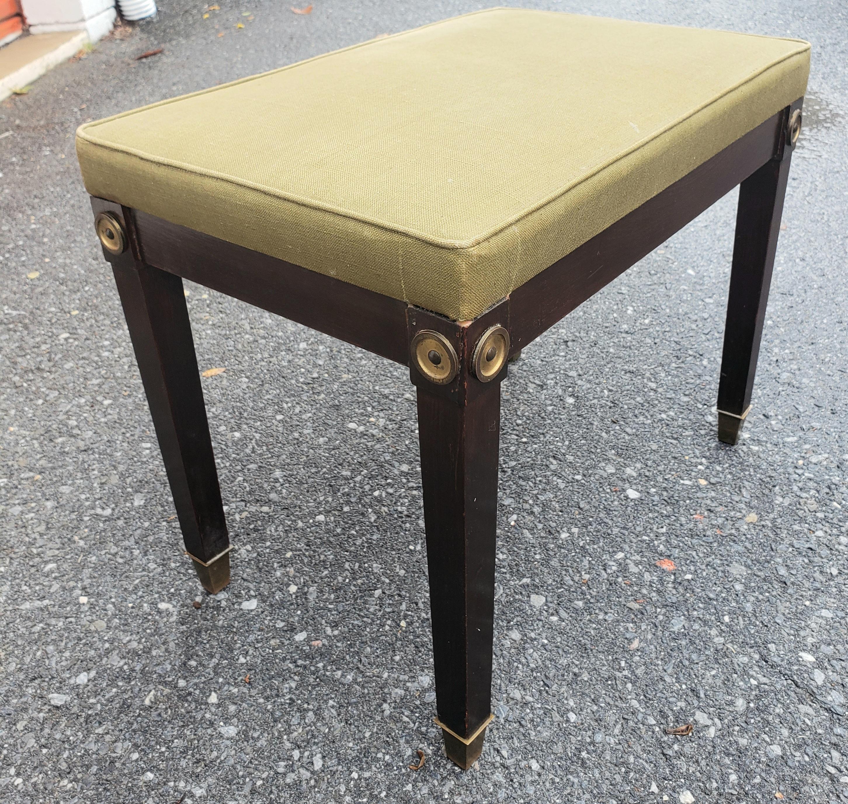 1940s Mahogany and Upholstered Bench with Brass Capped Legs and Medallions For Sale 5