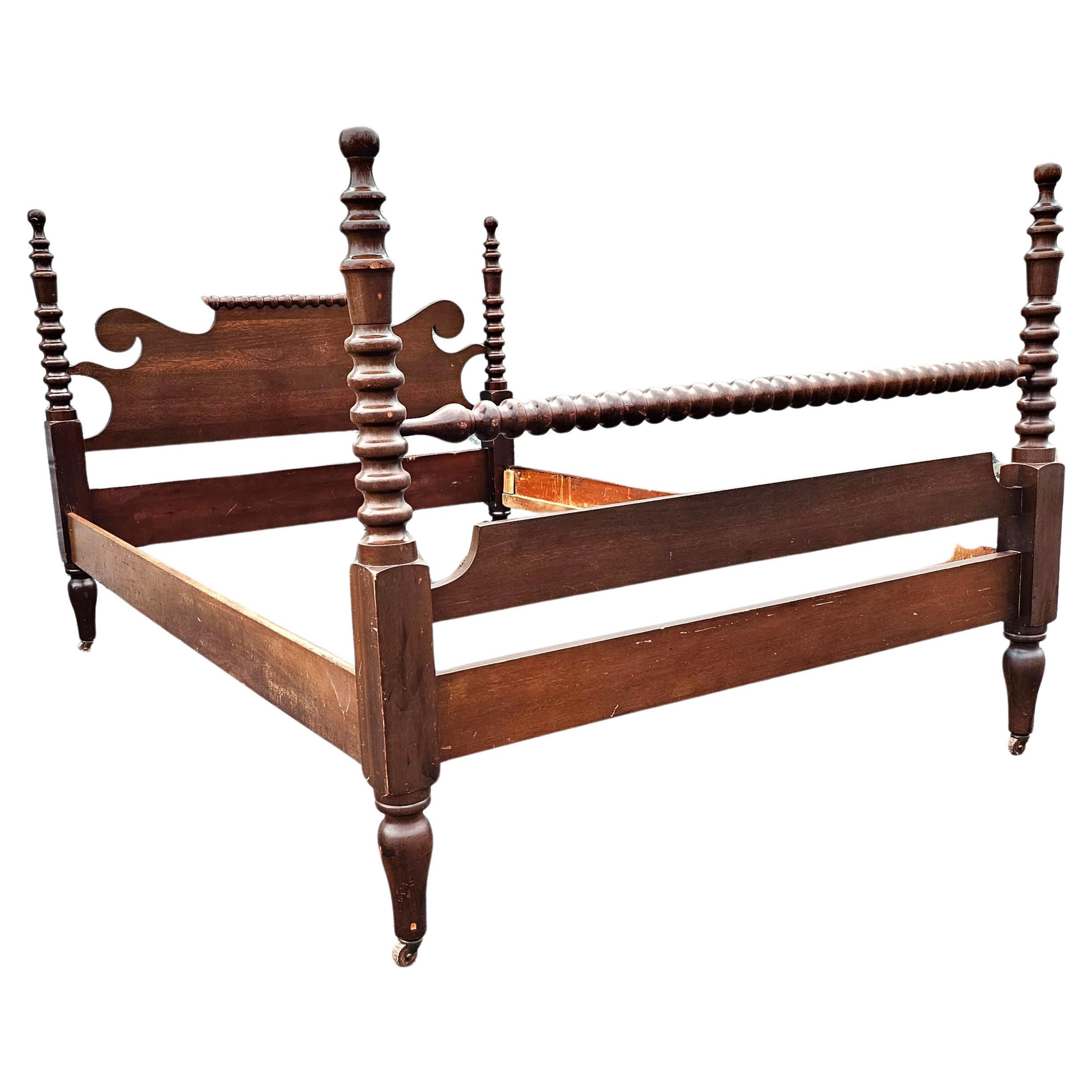 1940s Mahogany Bobbing Semi Post Full Size Bed Frame For Sale