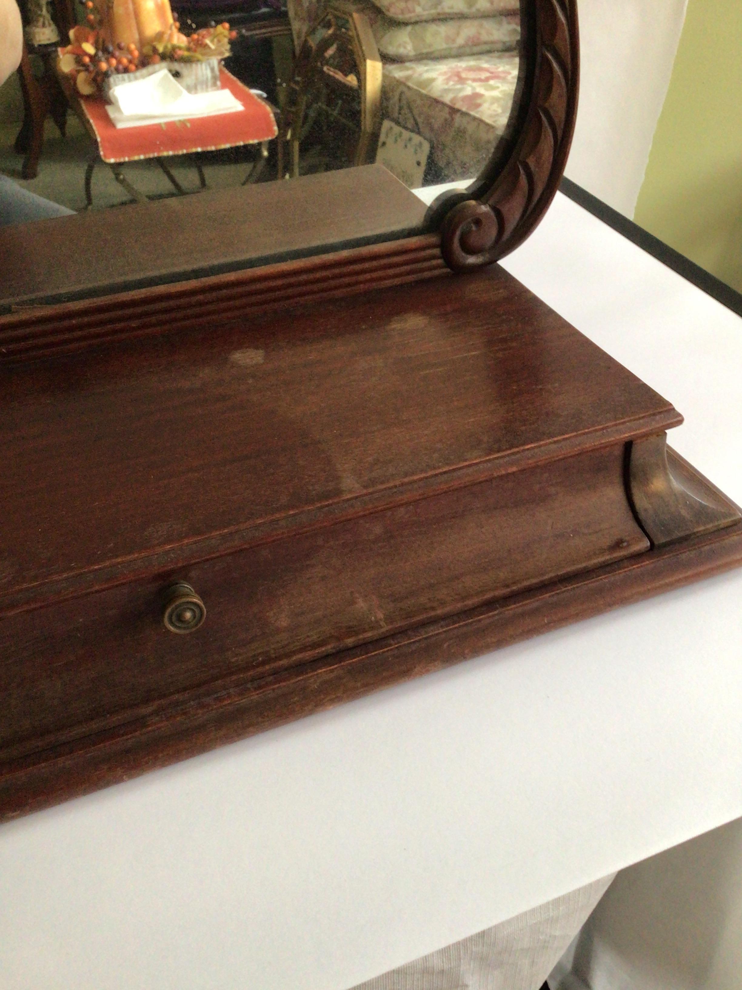 1940s Mahogany Tabletop Vanity Mirror with Drawer For Sale 2