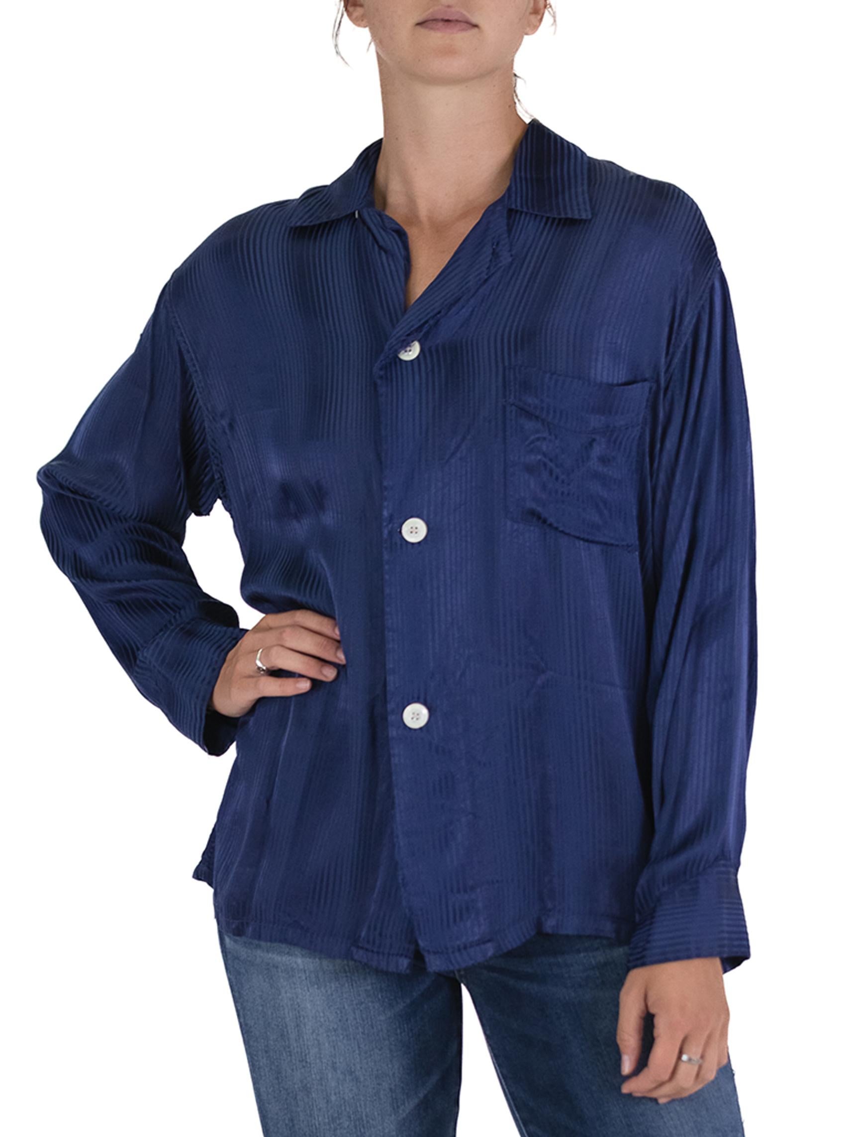 1940S MANHATTAN Navy Blue Rayon Satin Striped Pajama Top For Sale 2