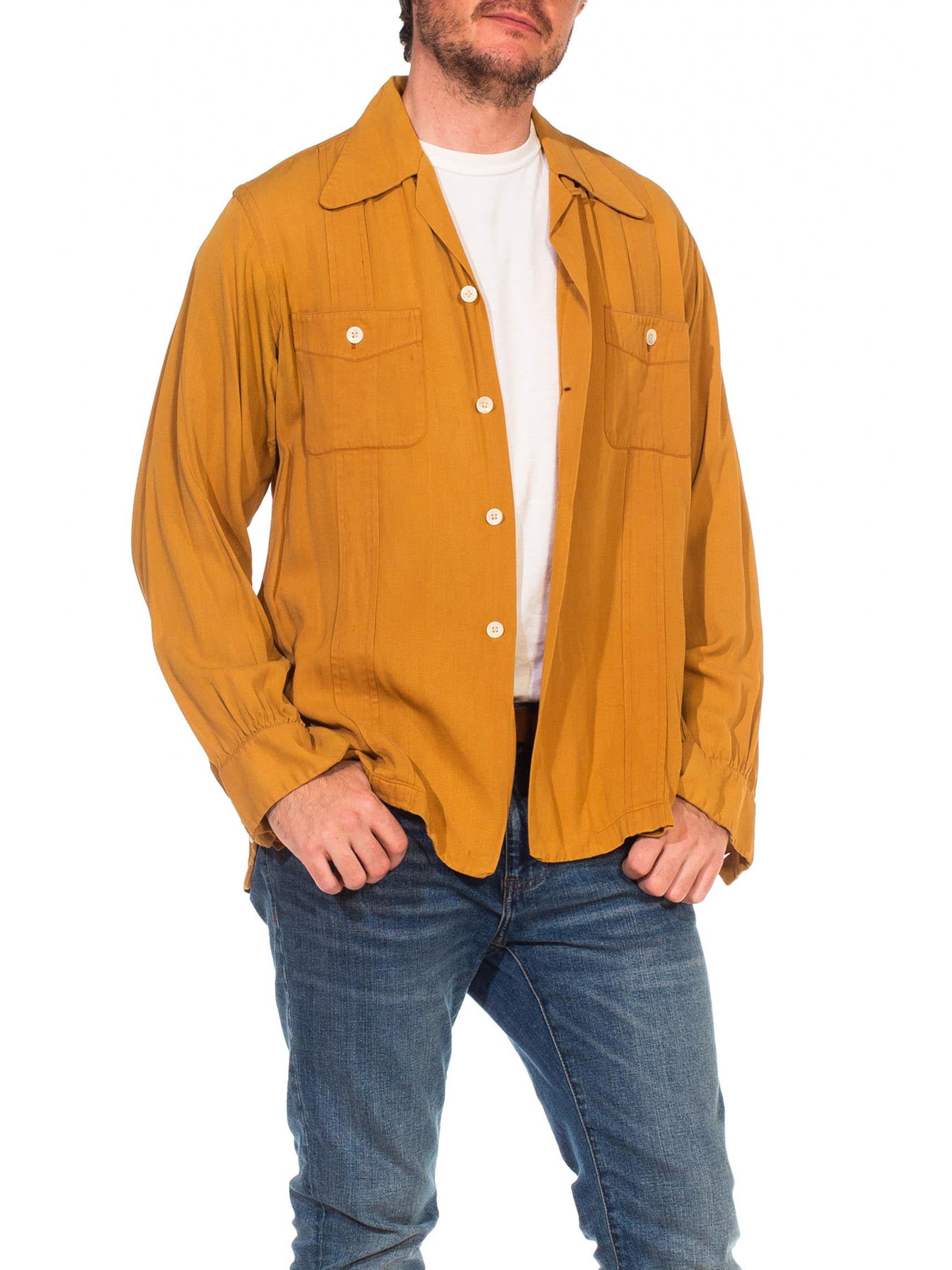 Men's 1940S MARLBORO Brown Rayon Blend Gabardine Shirt Jacket For Sale