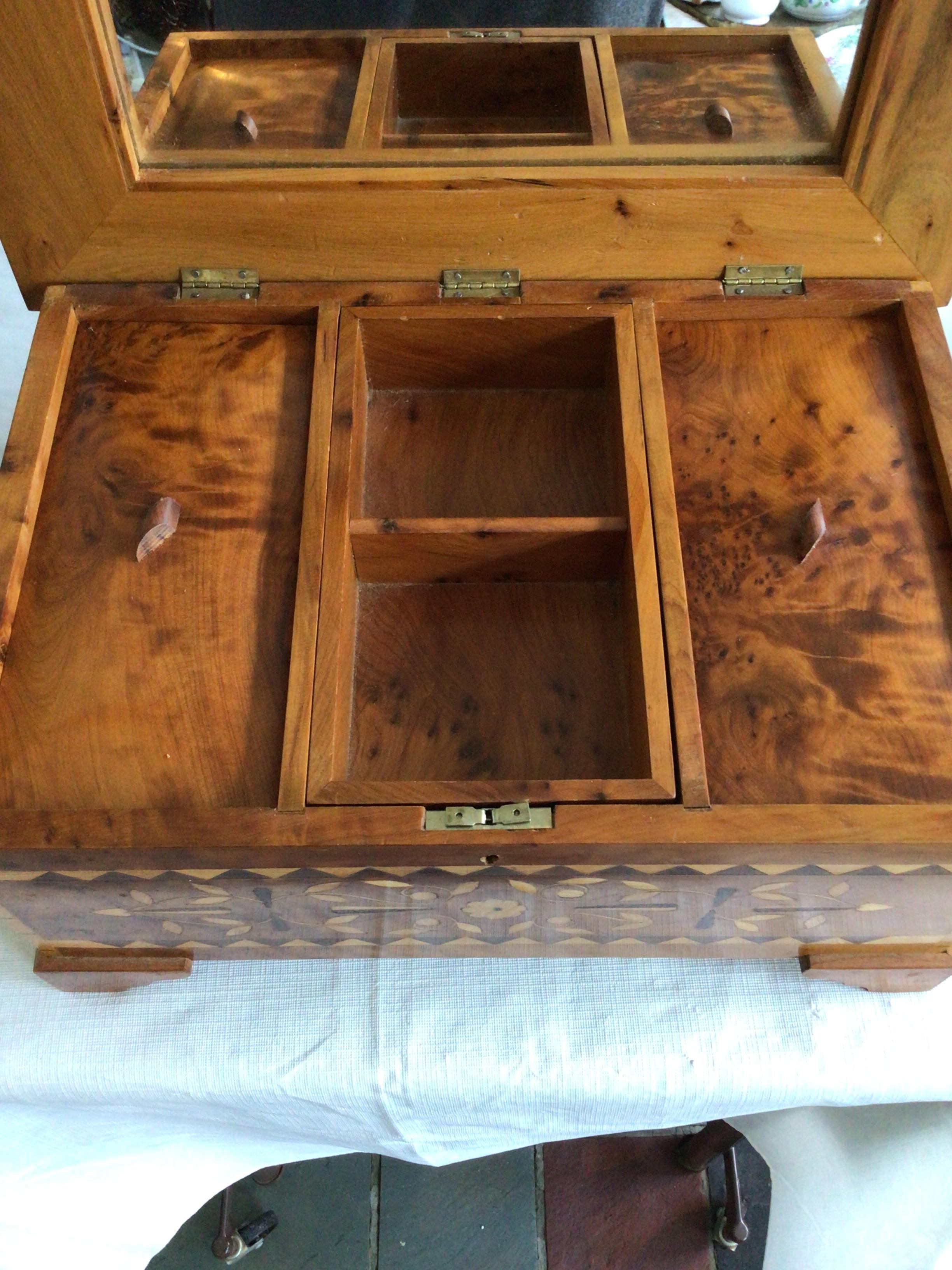1940s Marquetry Box With Mirror Under Lid For Sale 4
