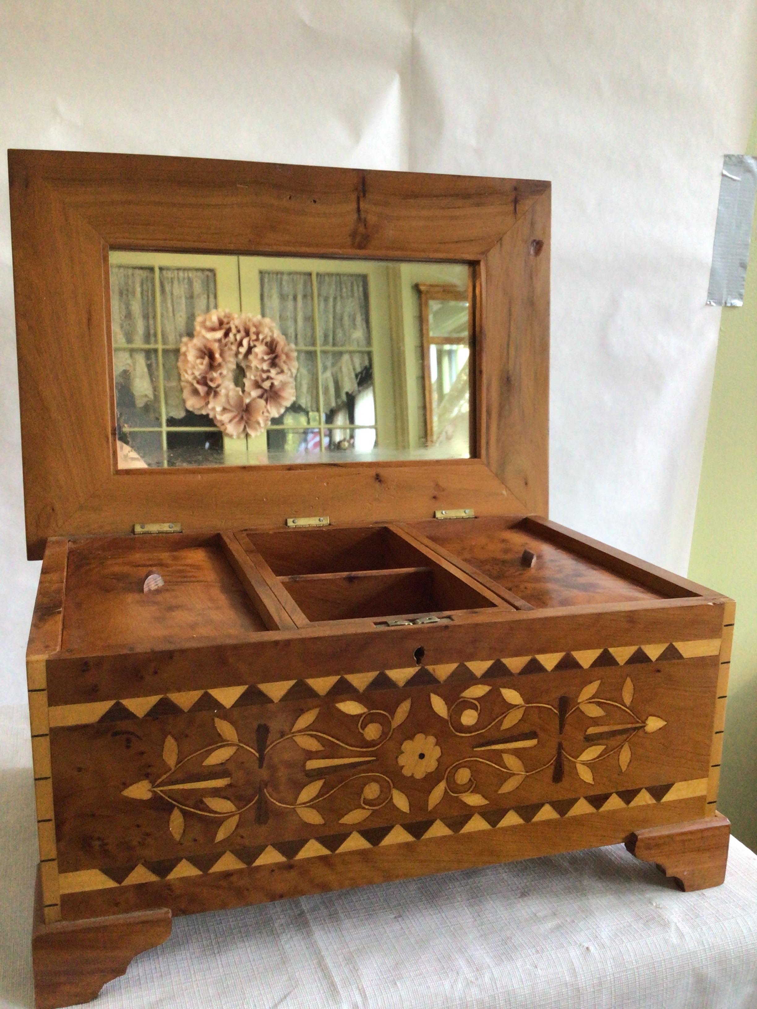 1940s Marquetry Box With Mirror Under Lid For Sale 3