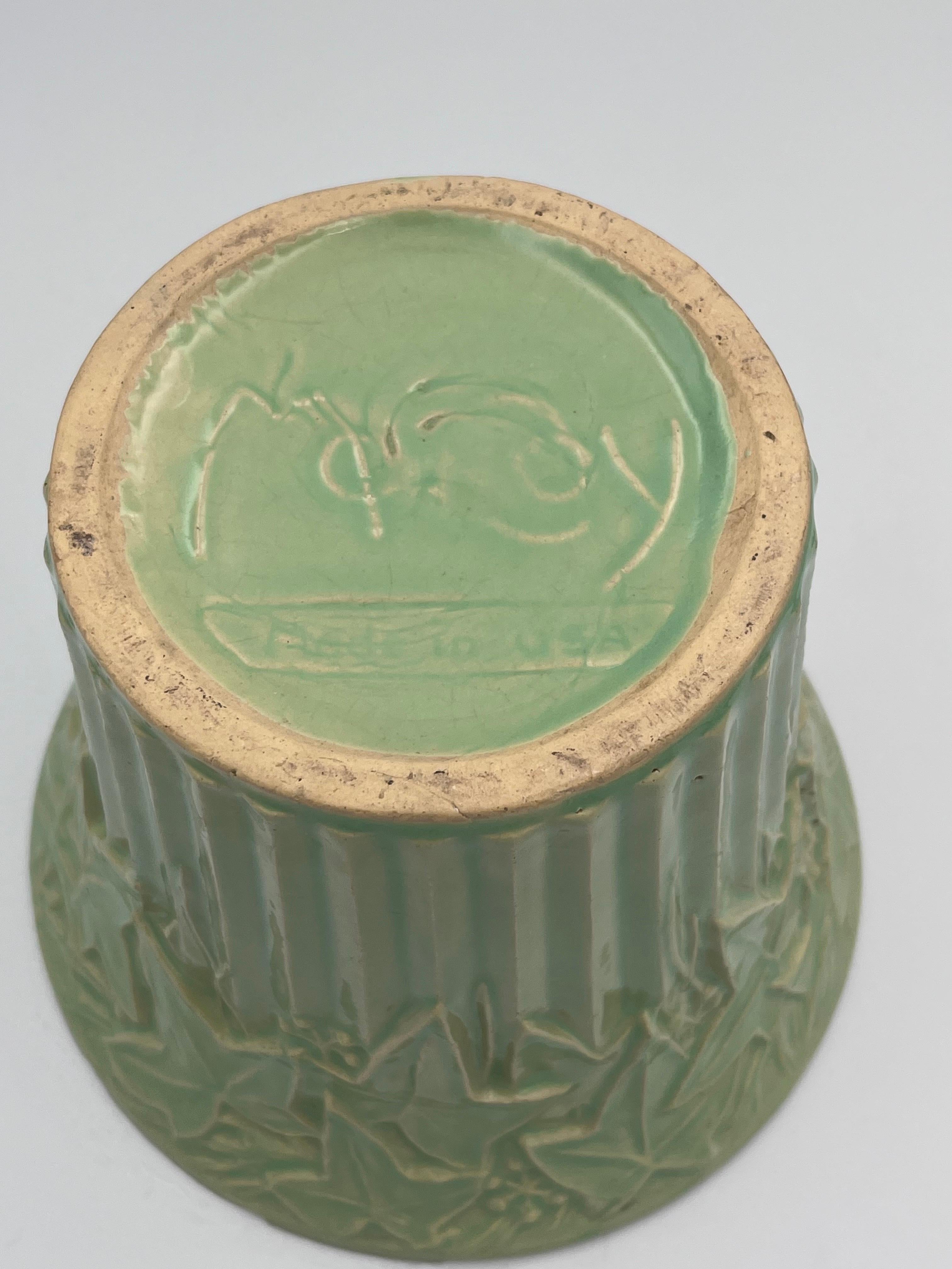 1940's McCoy Ivy and Berries Ceramic Planter in Mint Green For Sale 6
