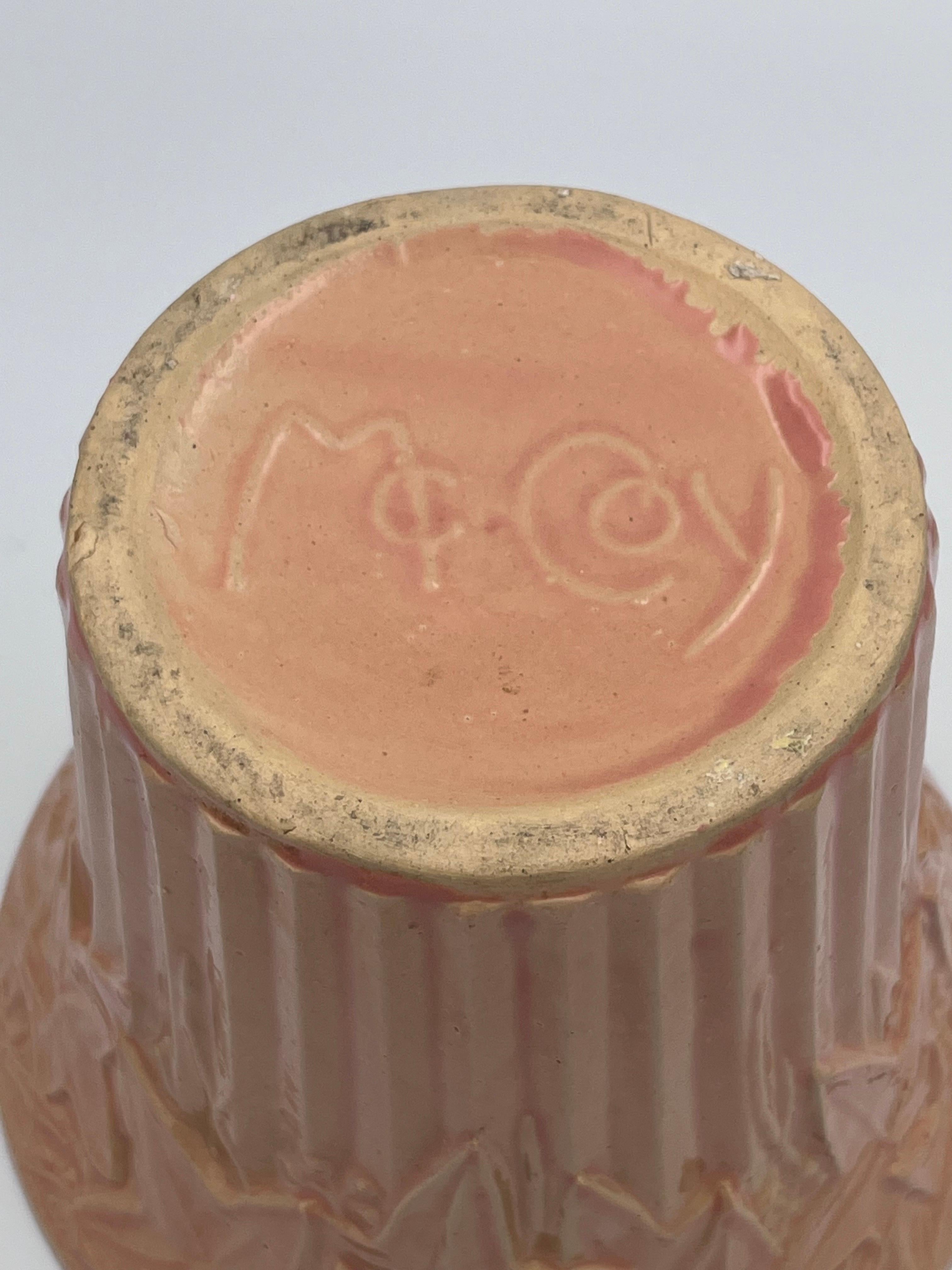 1940's McCoy Ivy and Berries Planter in Dusty Rose in vendita 2