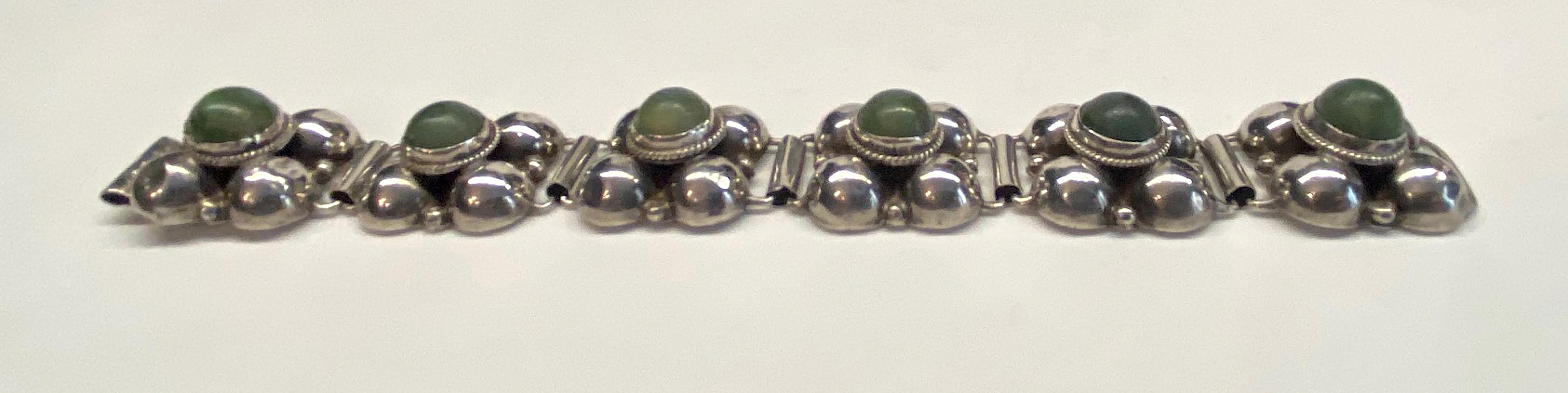 1940s Mexican Sterling & Green Calcite Cabochon Bracelet For Sale 9