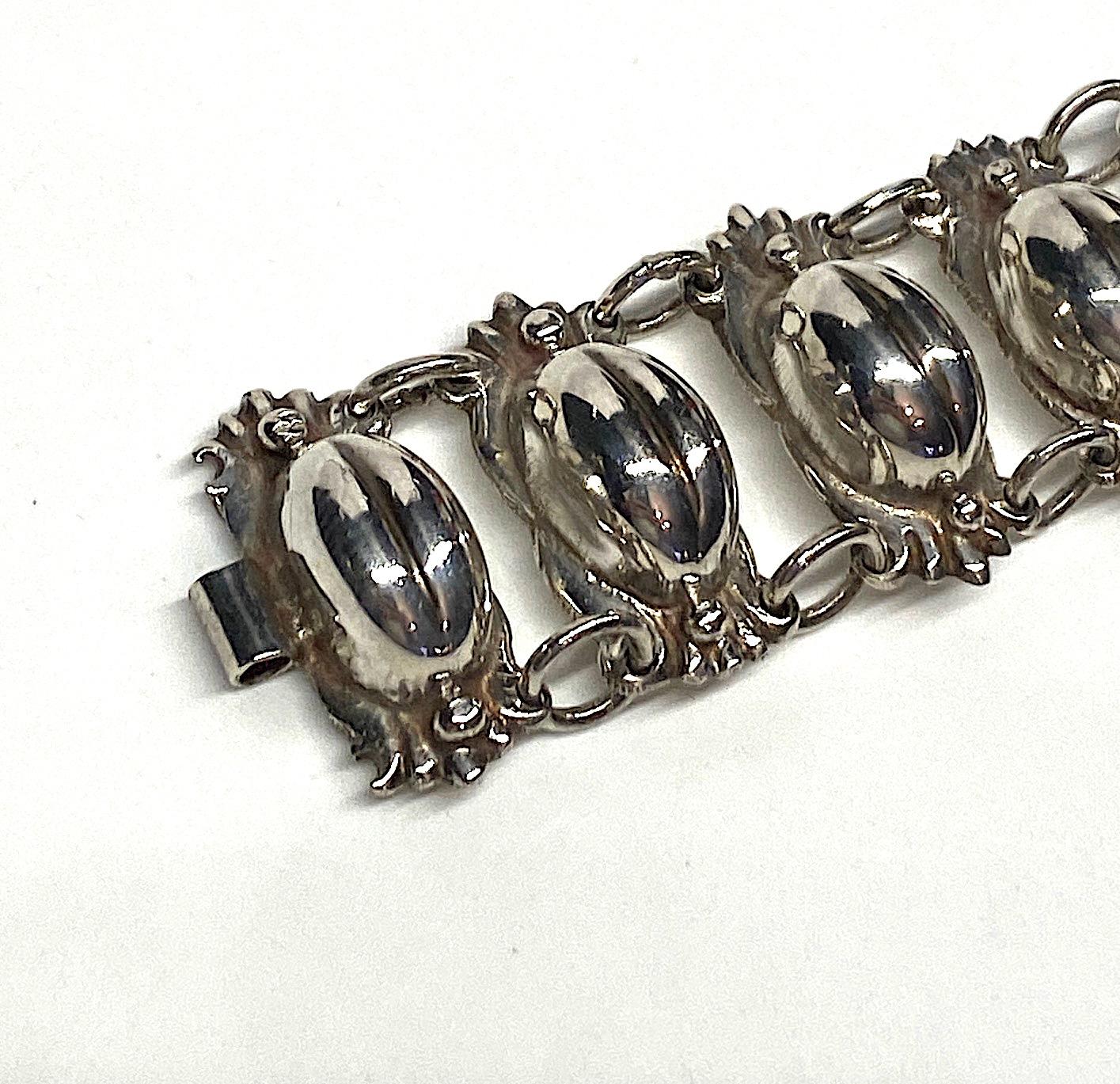 Women's or Men's 1940s Mexican Sterling Silver Coffee Bean Bracelet
